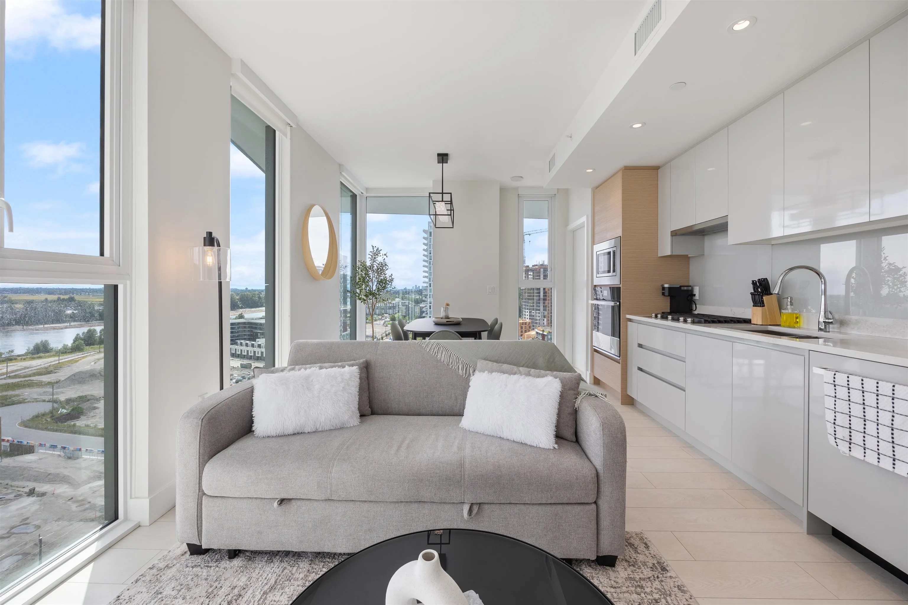 1607 3538 Sawmill Crescent