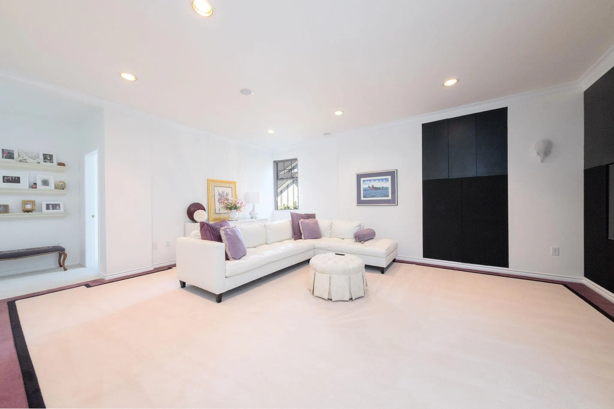 59 5221 Oakmount Crescent