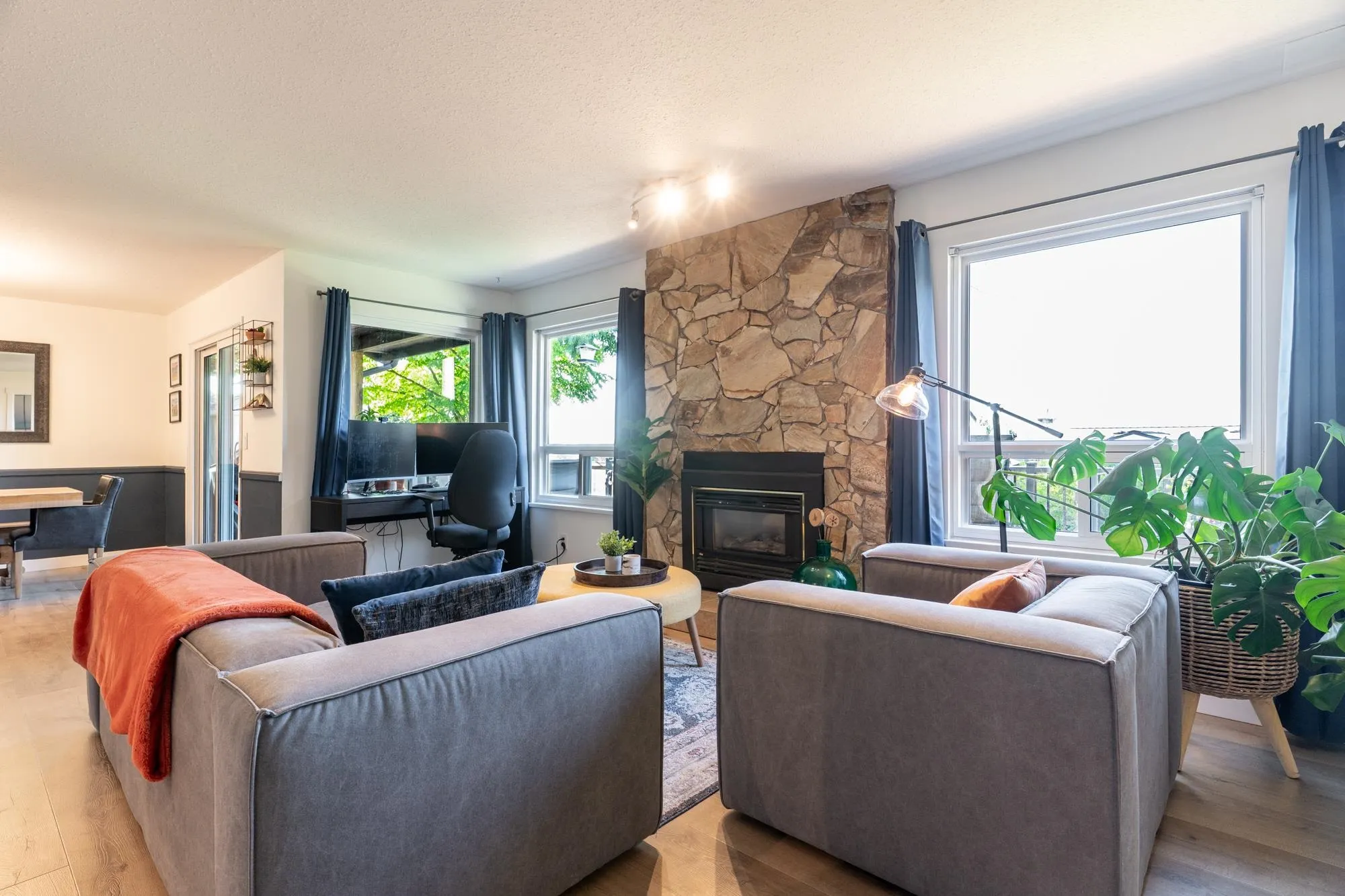 1502 Fernwood Place