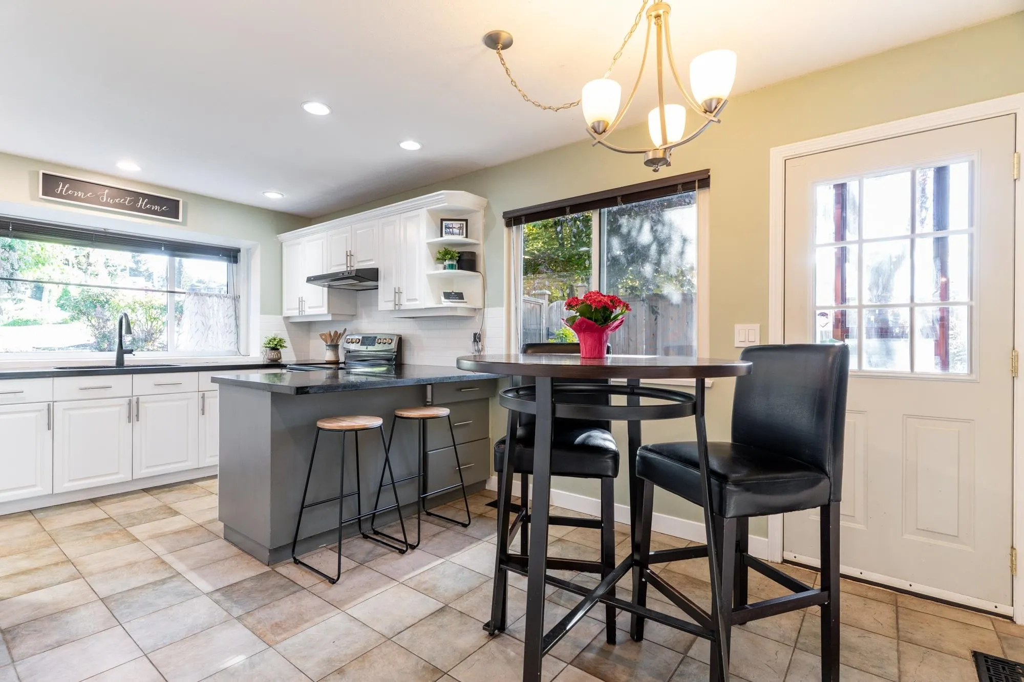 1502 Fernwood Place