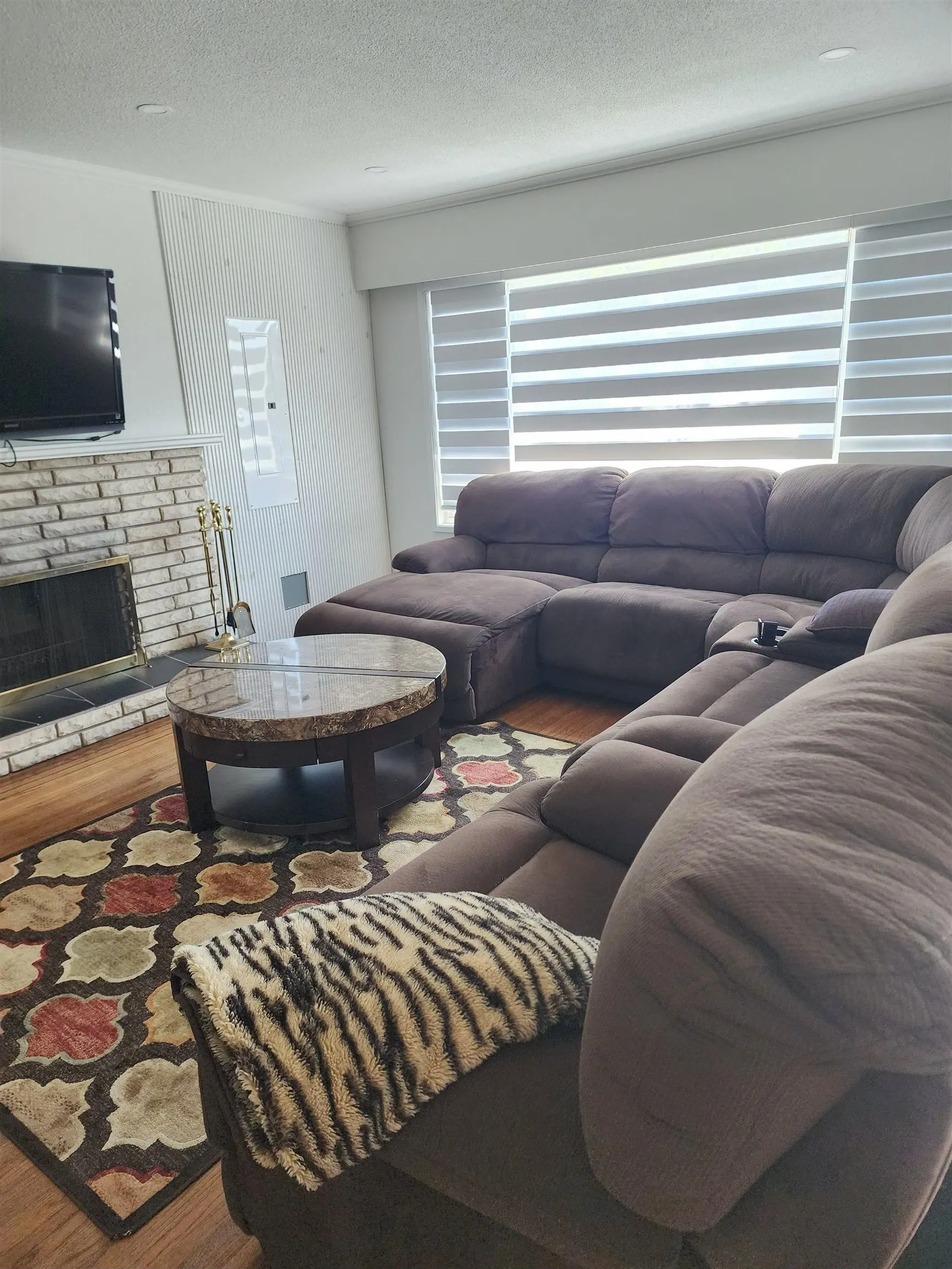 UPPER LEVEL 7319 York Crescent