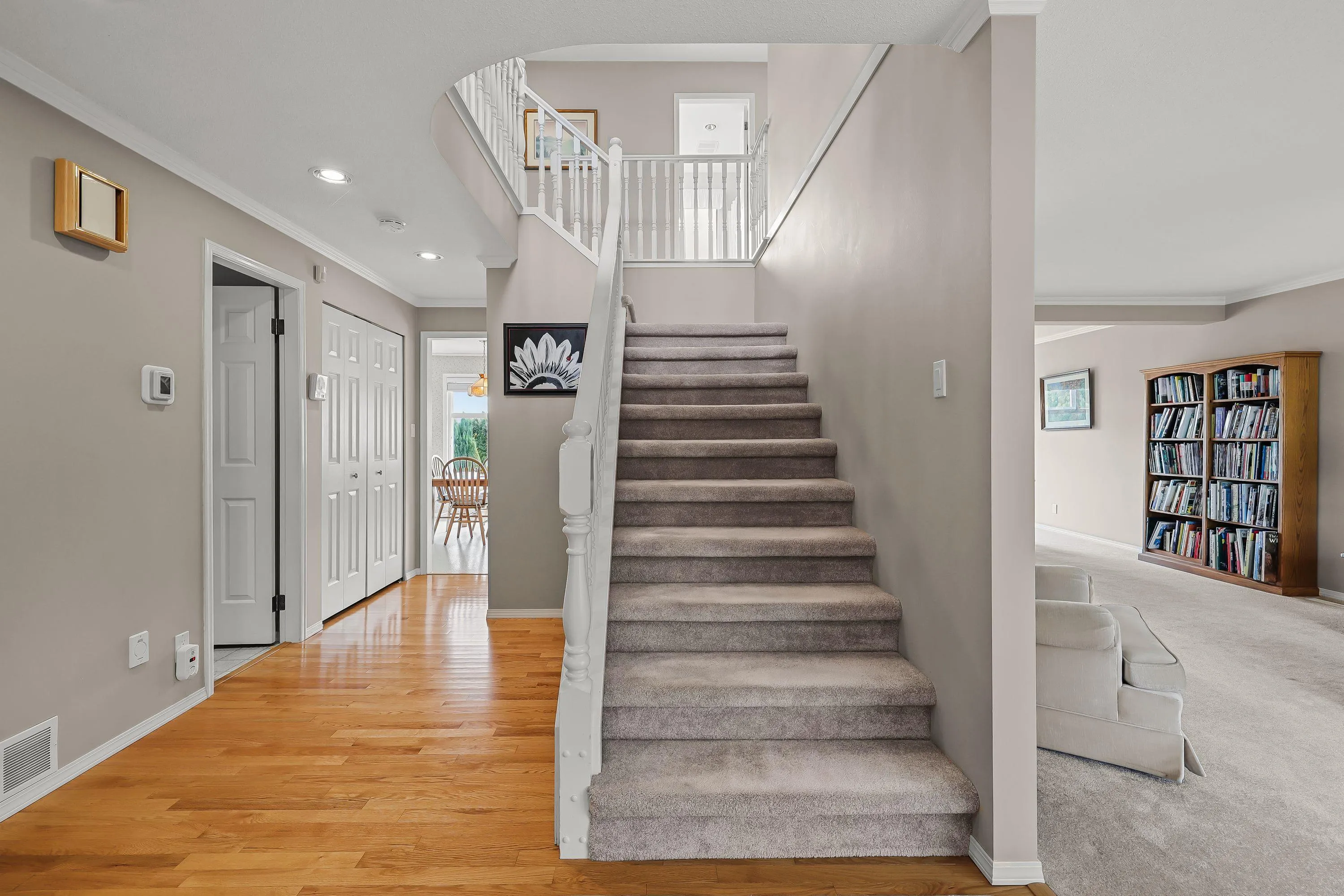 5668 E Sunrise Crescent