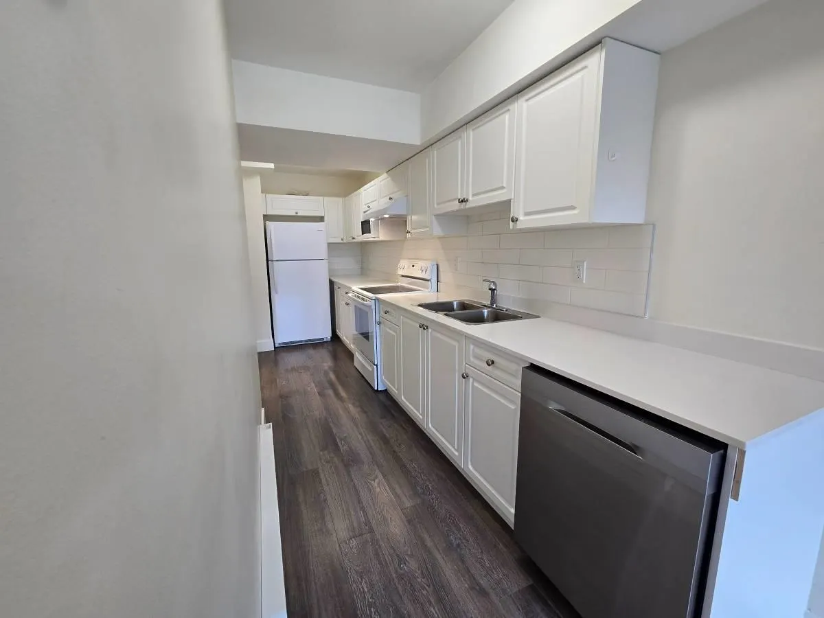 10** Ranch Park Way