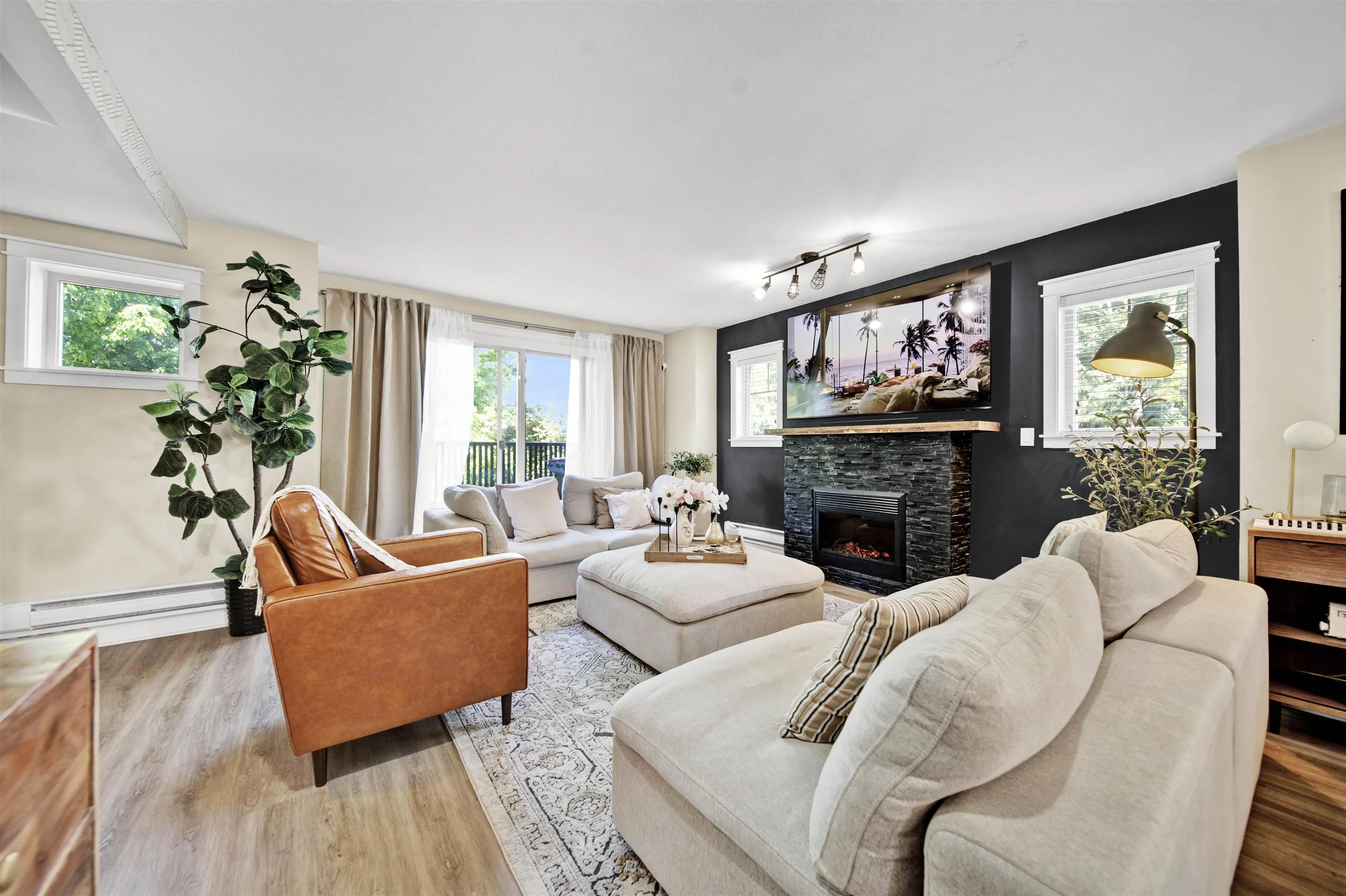 101 13368 72 Avenue