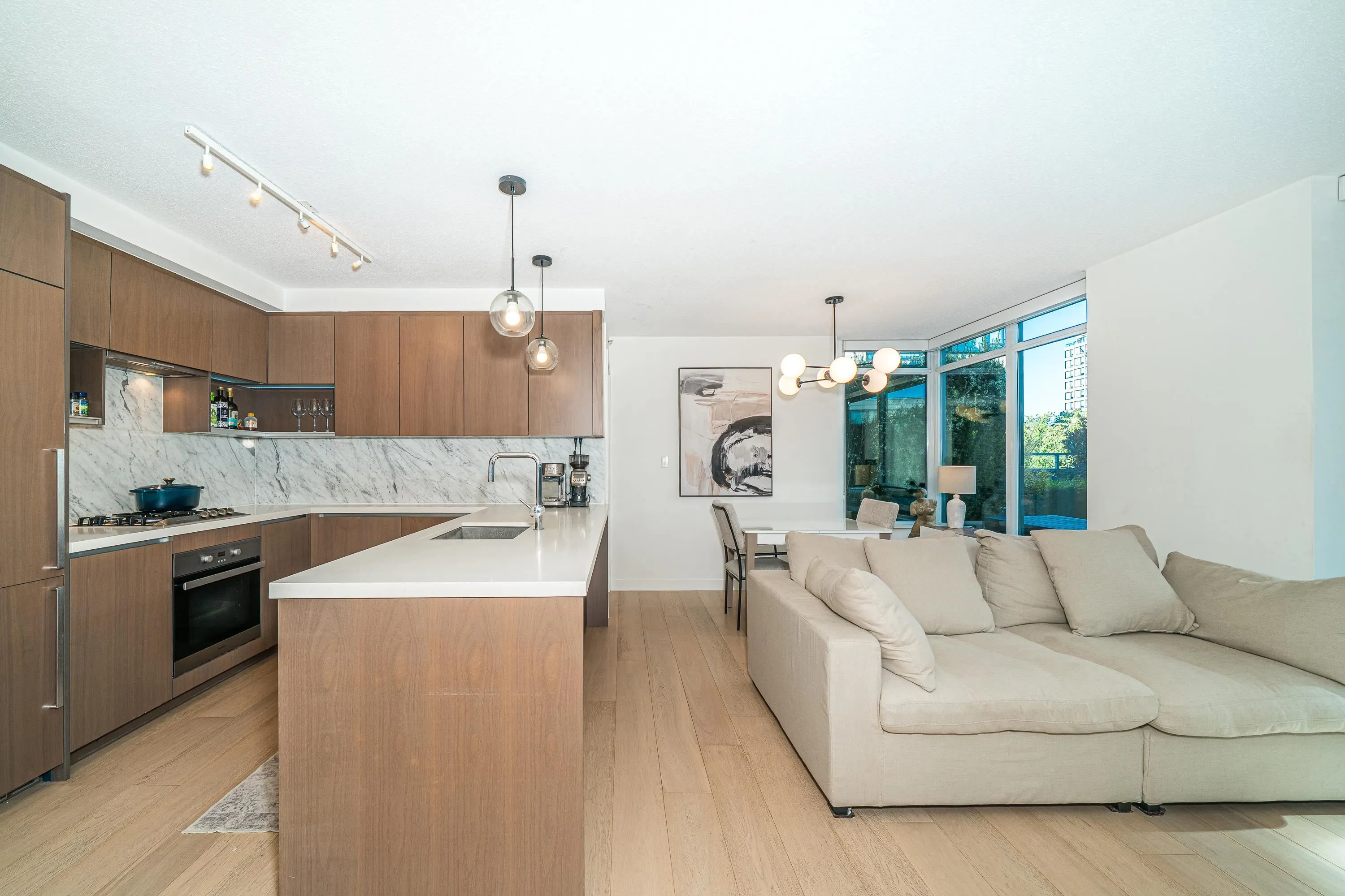 503 9019 Cook Road