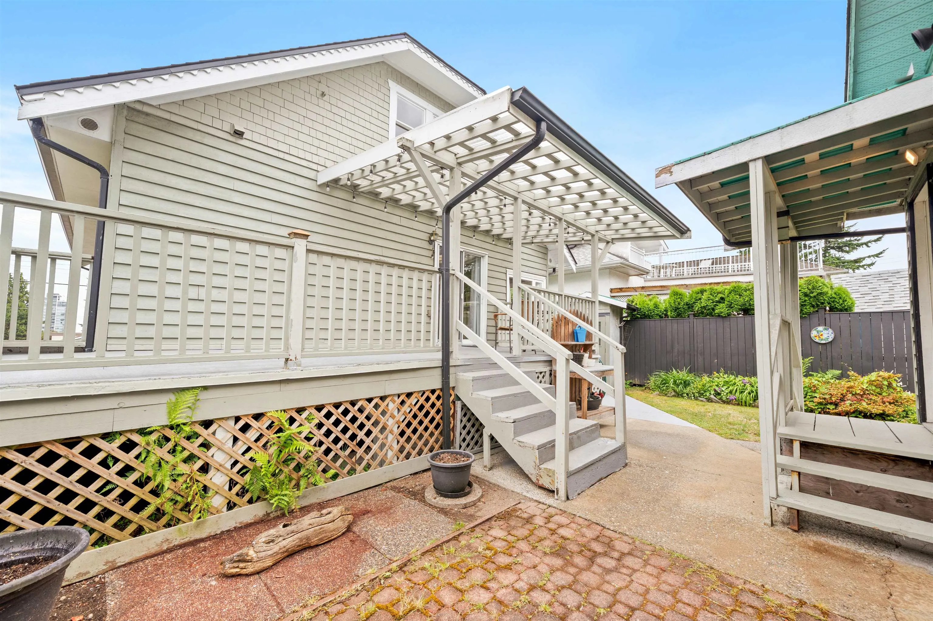 221 Richmond Street