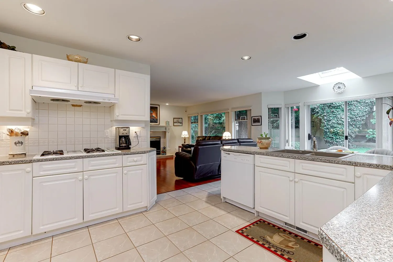 1254 Pacific Drive