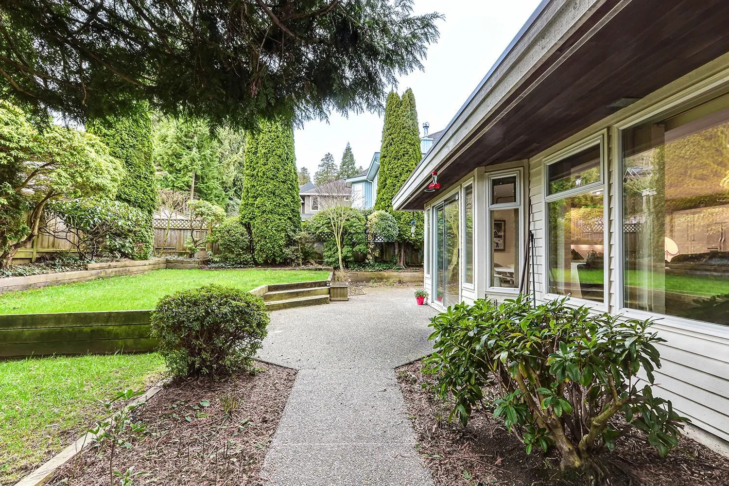 1254 Pacific Drive