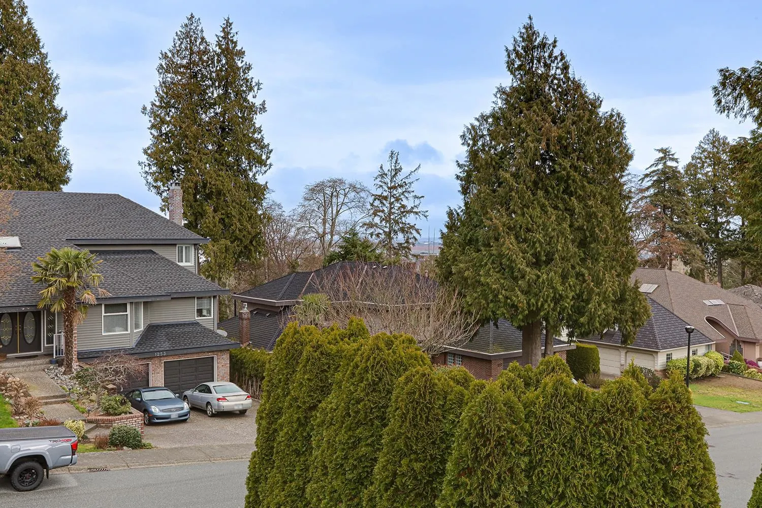 1254 Pacific Drive