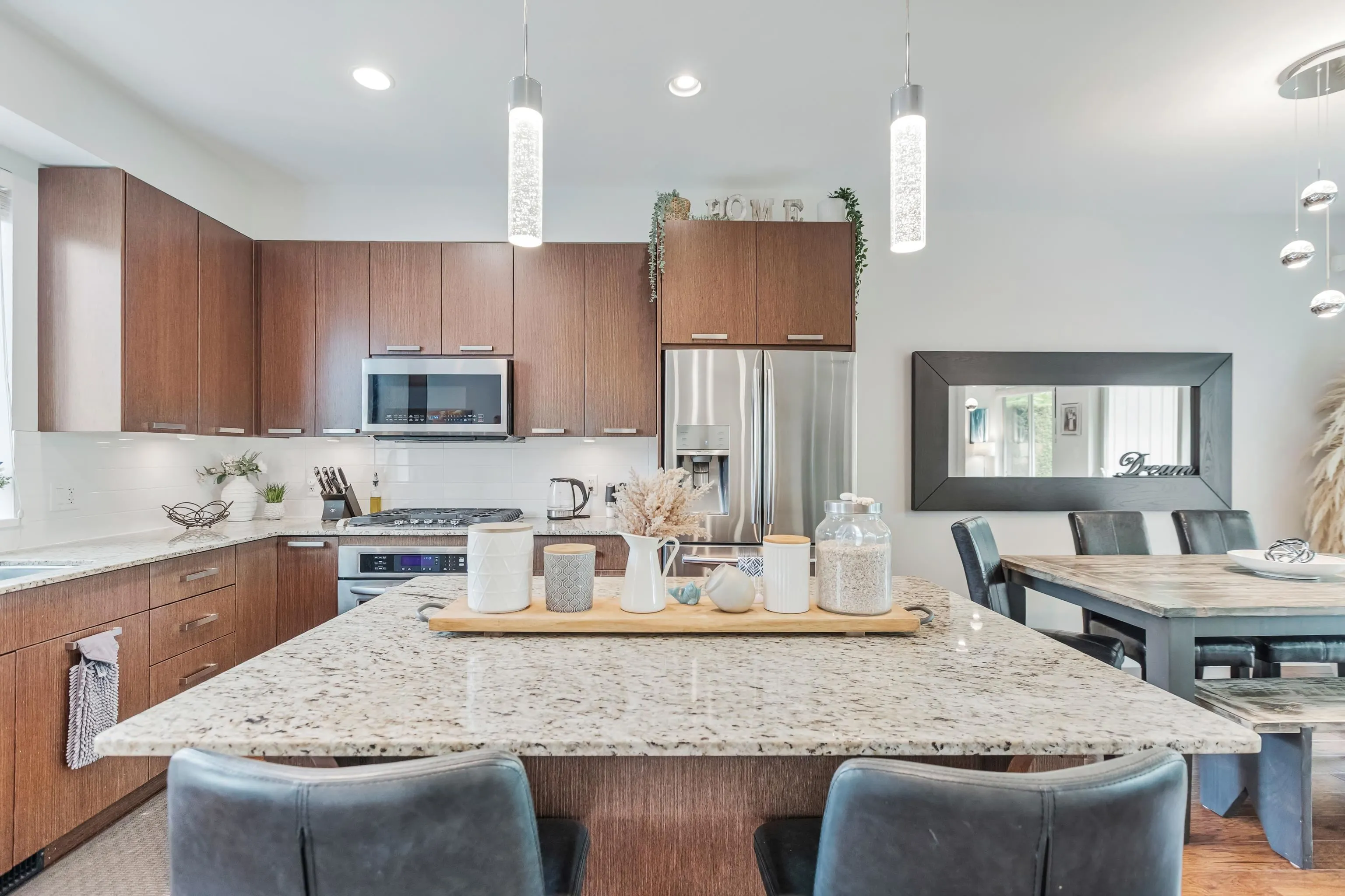 9 34248 King Road
