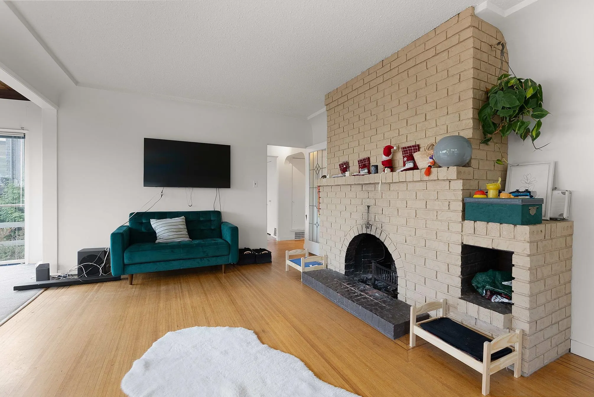 3548 Creery Avenue