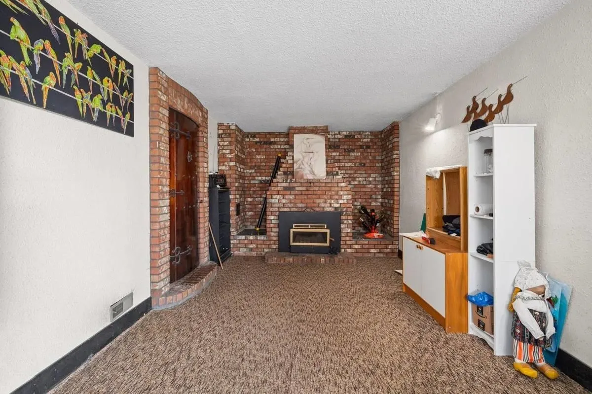 415 Marmont Street