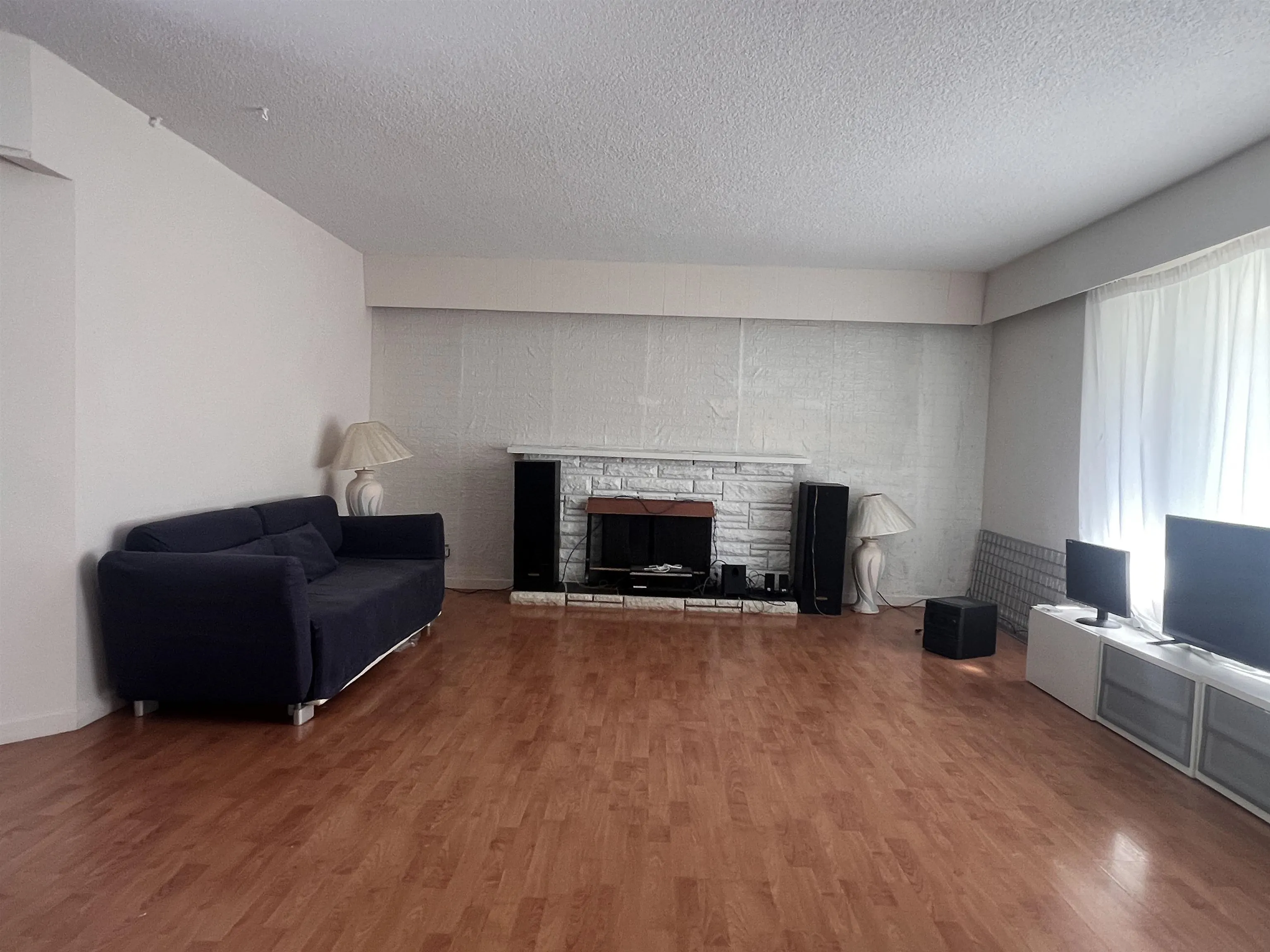 7566 Kraft Place