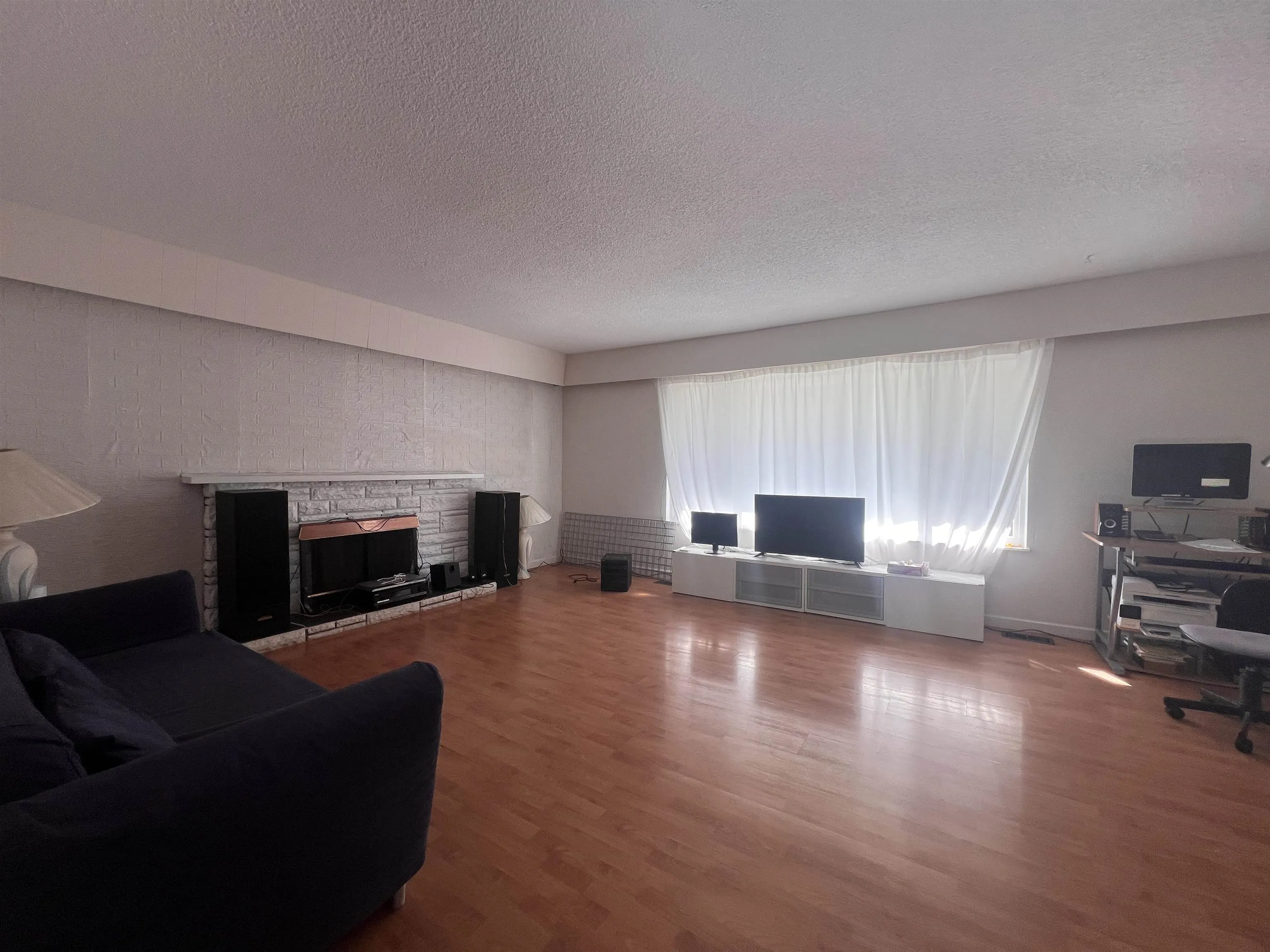 7566 Kraft Place