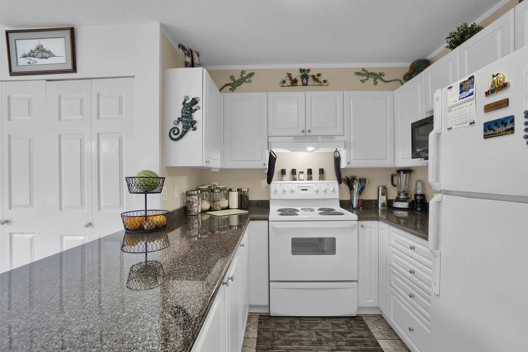 313 3085 Primrose Lane