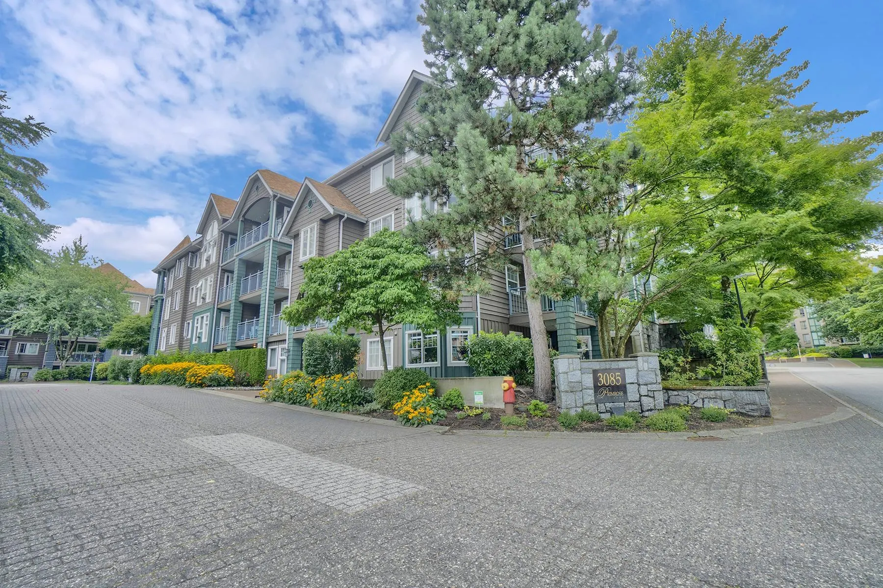 313 3085 Primrose Lane