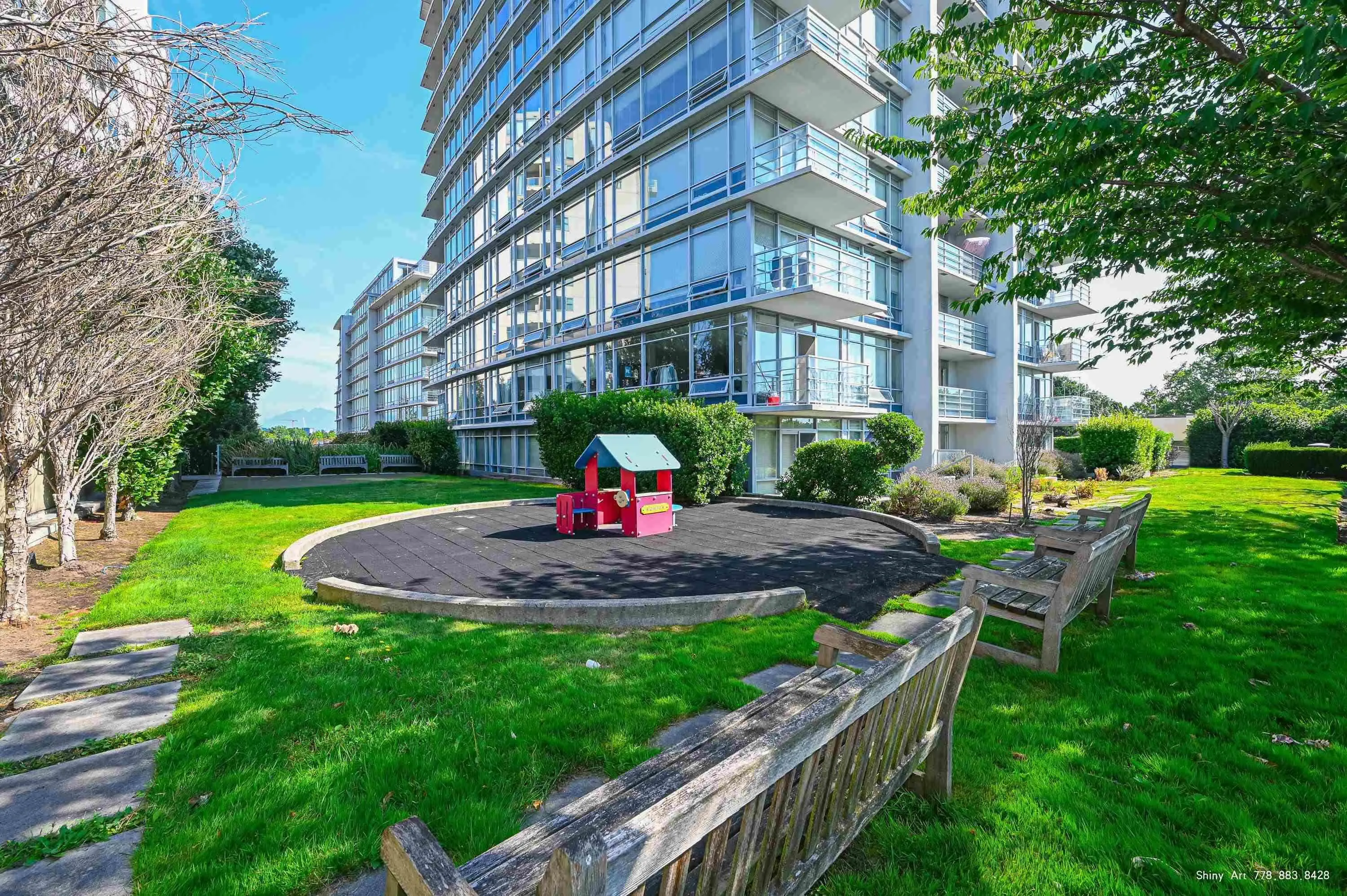 1506 8288 Lansdowne Road
