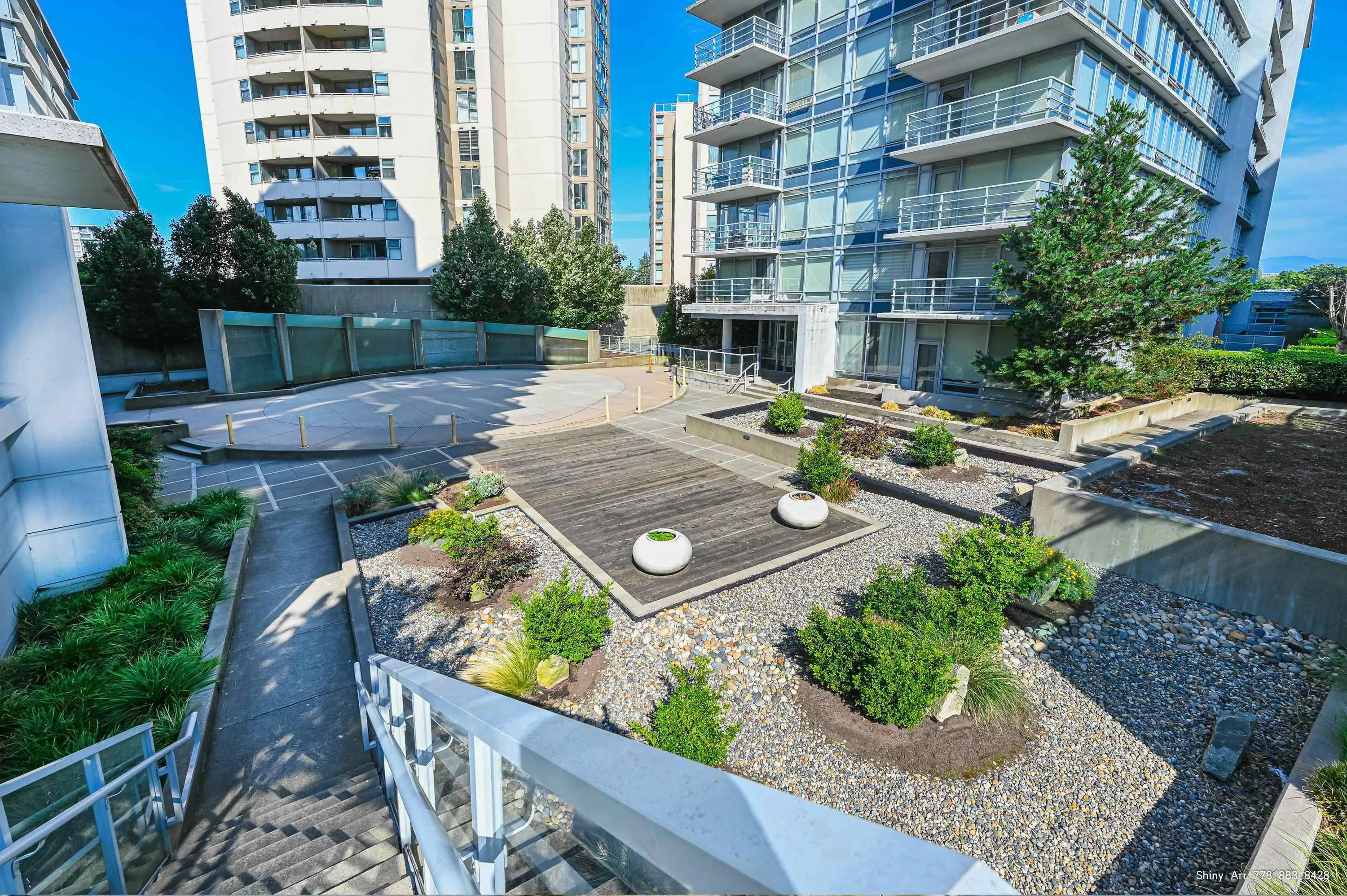 1506 8288 Lansdowne Road