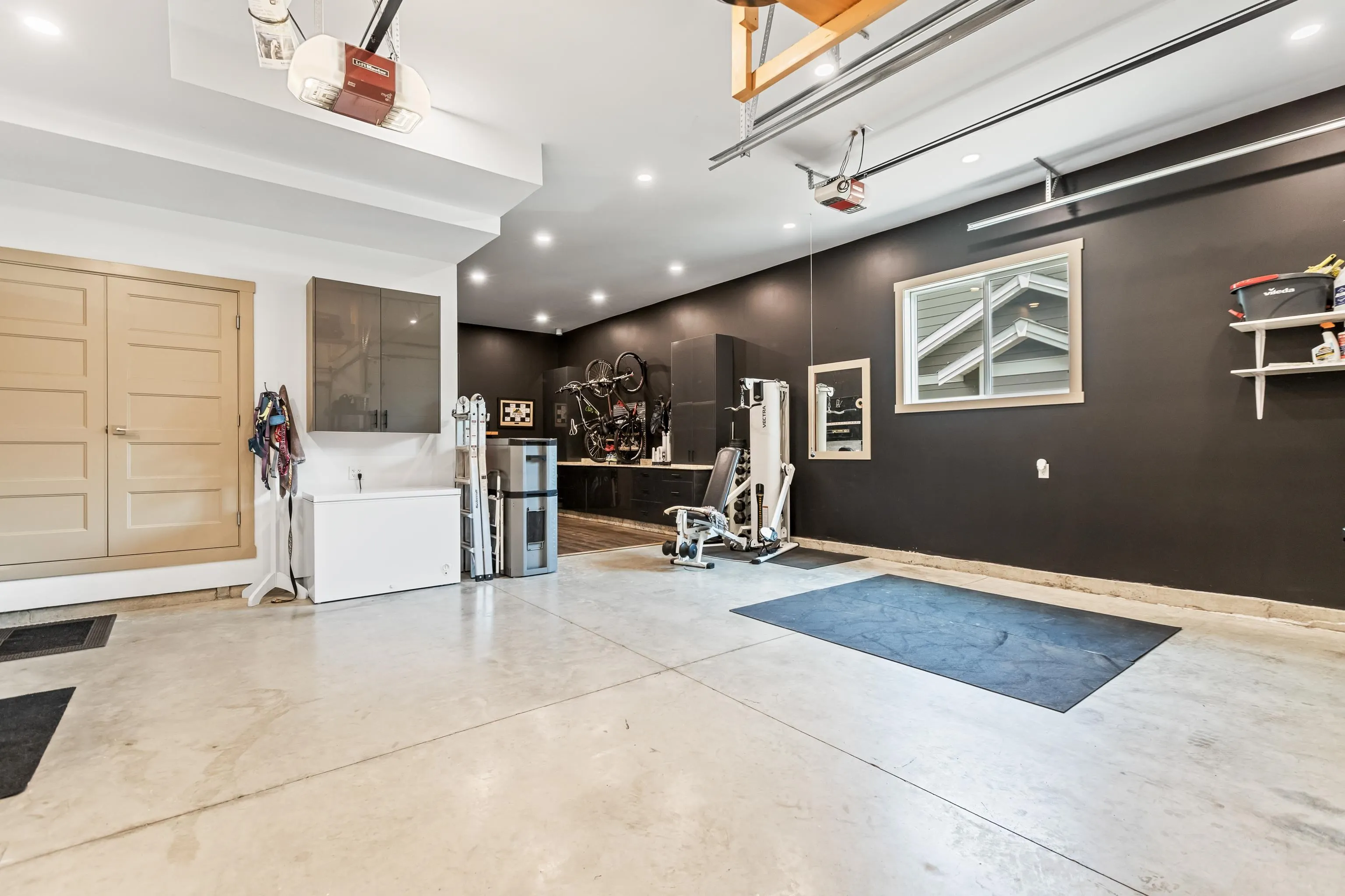 14 14550 Morris Valley Road