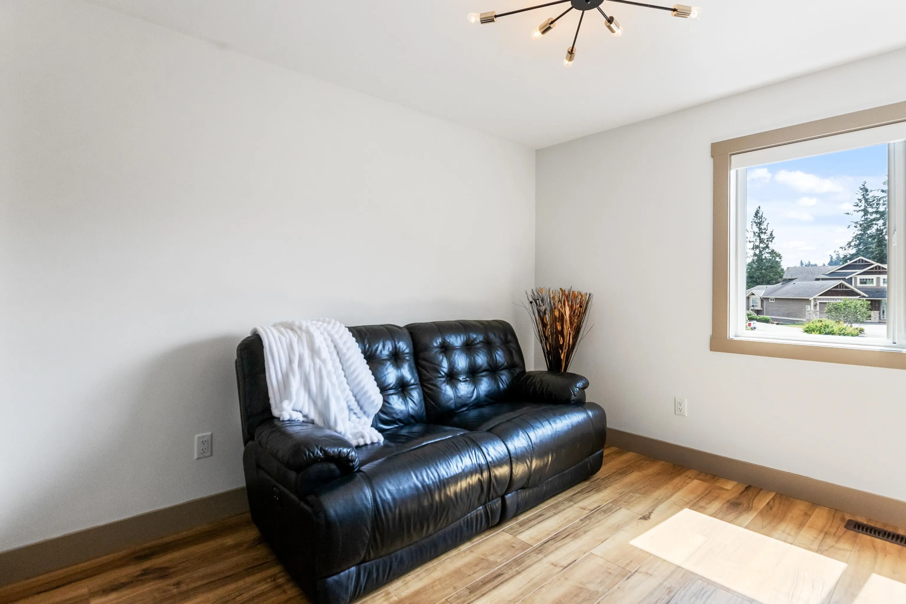 14 14550 Morris Valley Road