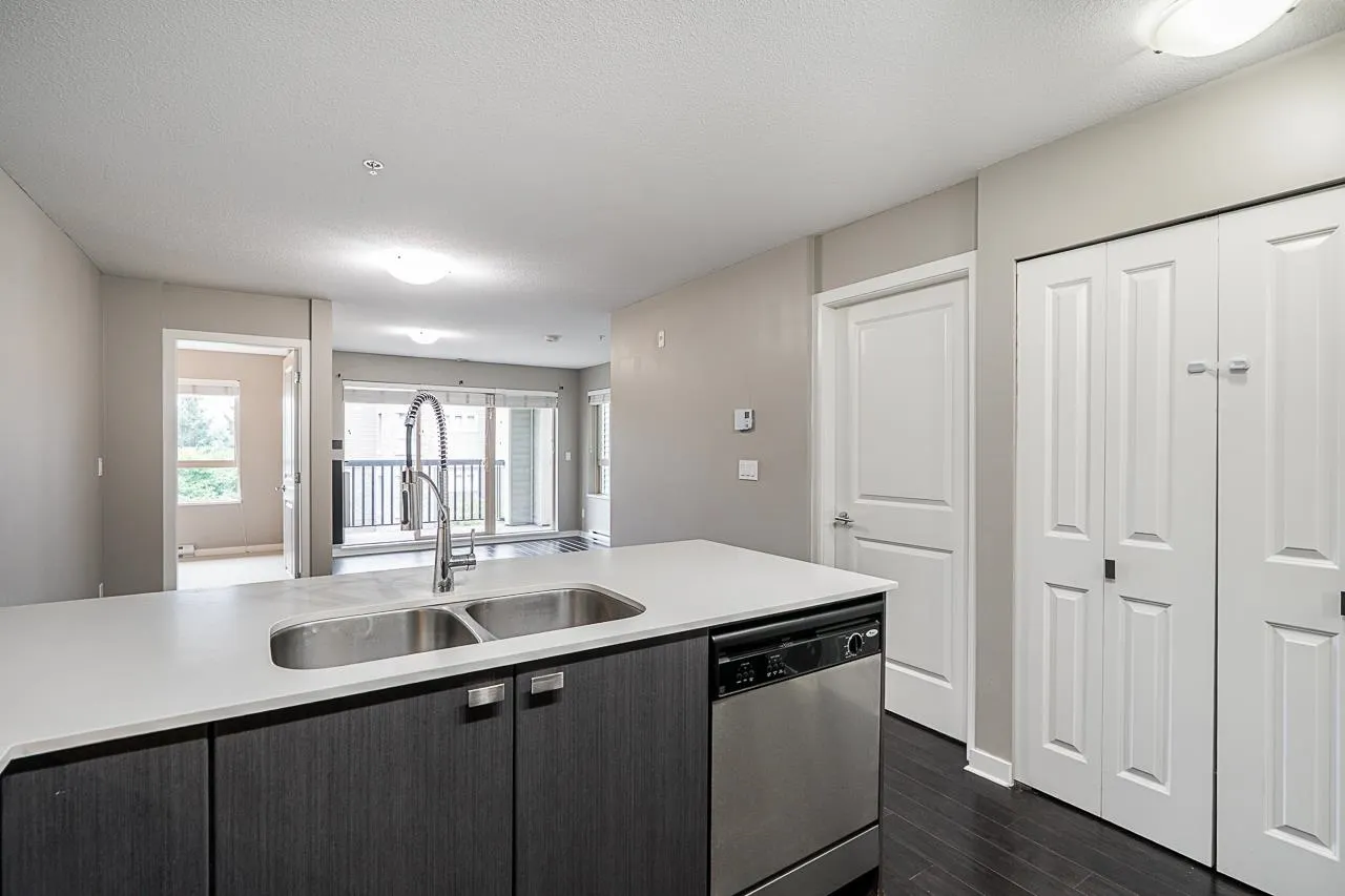 312 21009 56 Avenue