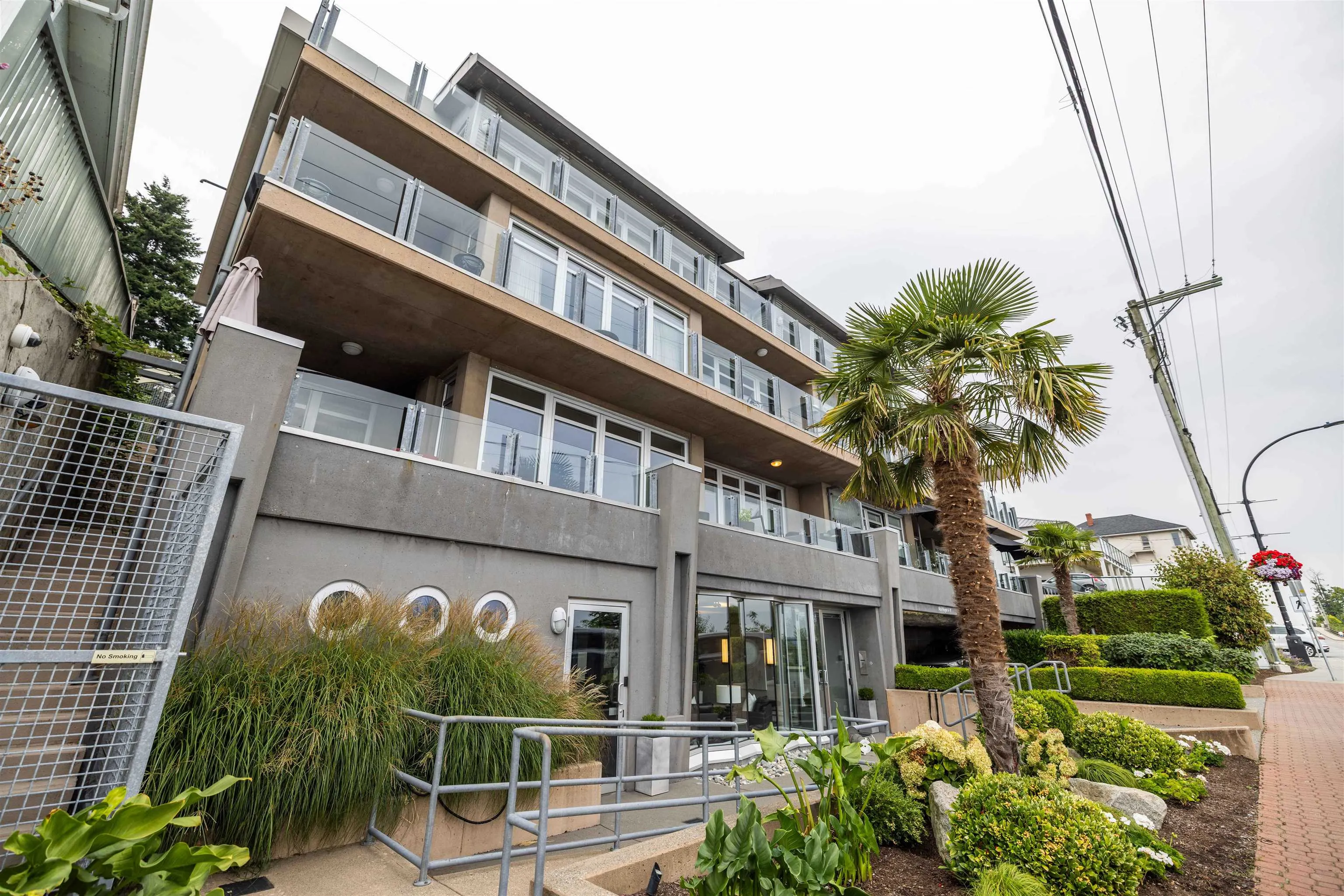 101 15097 Marine Drive