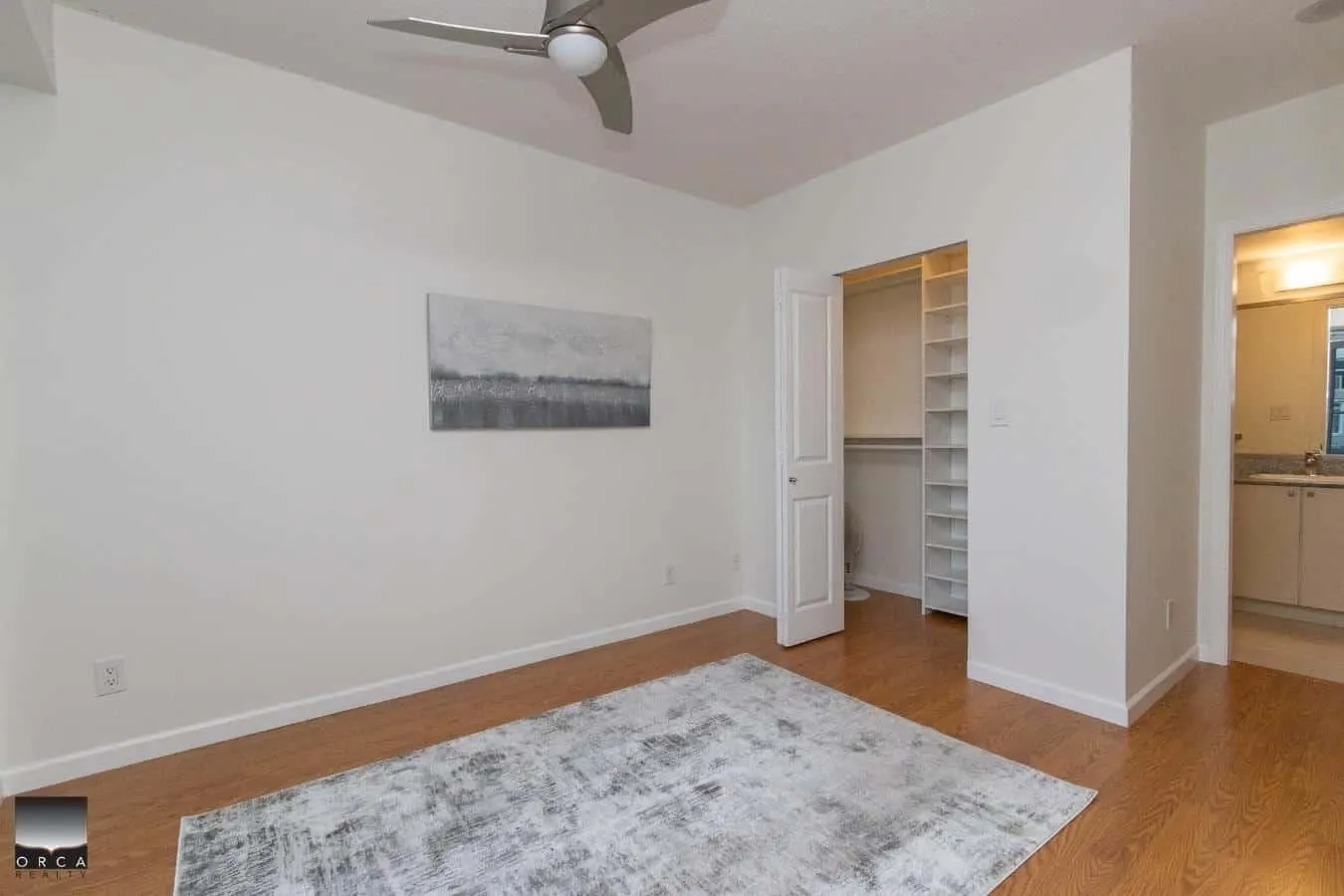 707 9232 University Crescent