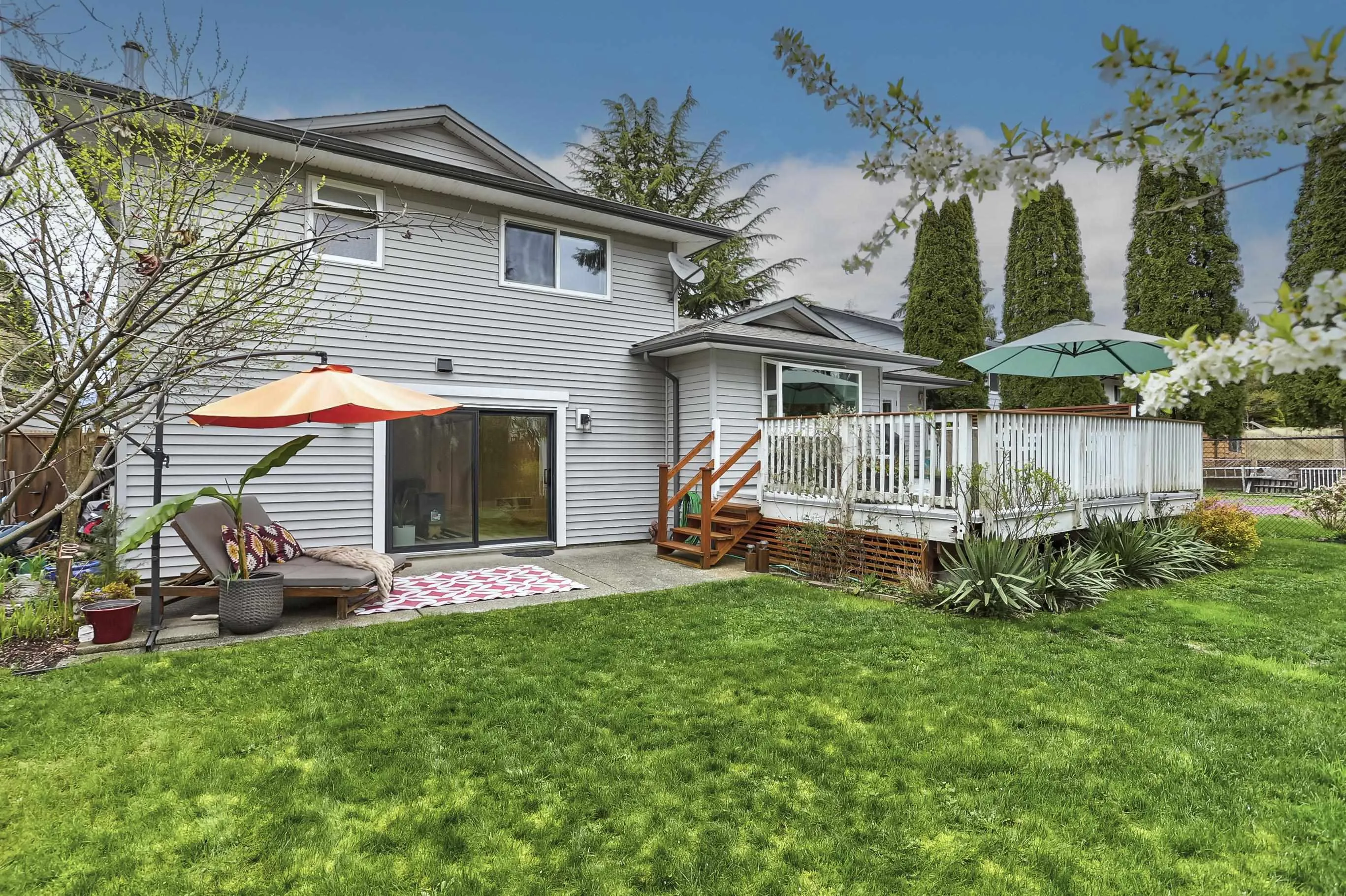 20882 Alpine Crescent