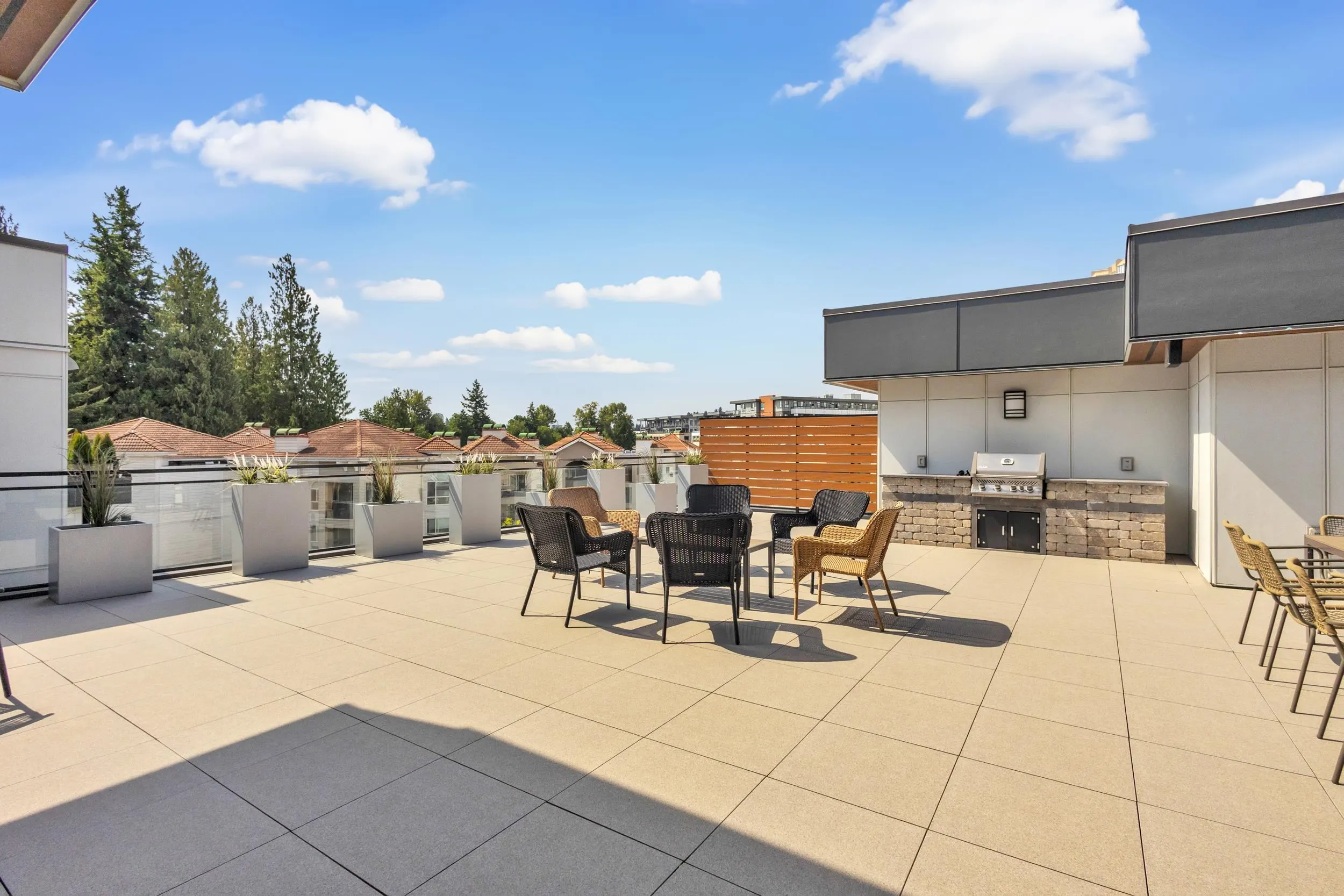 415 3182 Gladwin Road