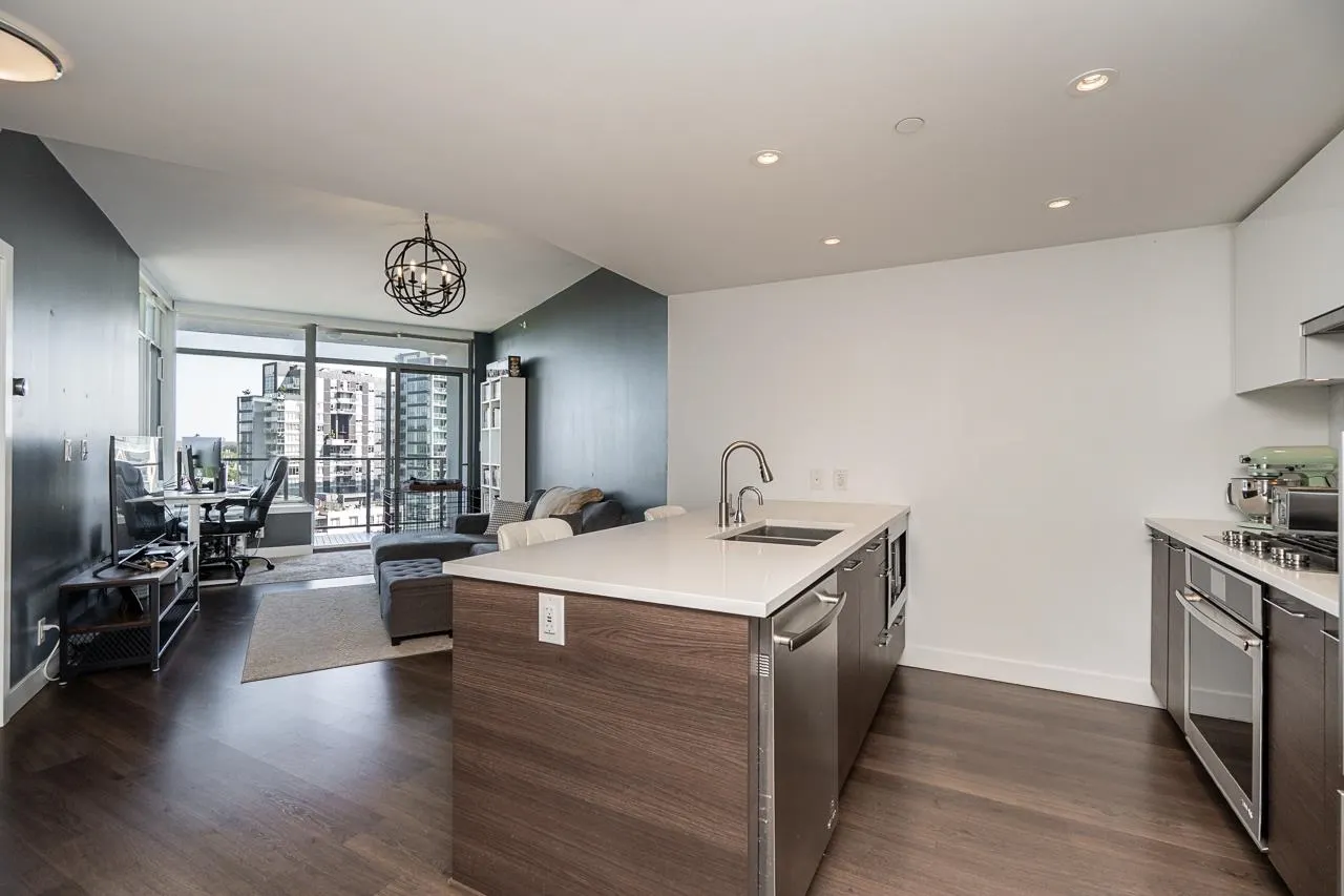 1011 3557 Sawmill Crescent