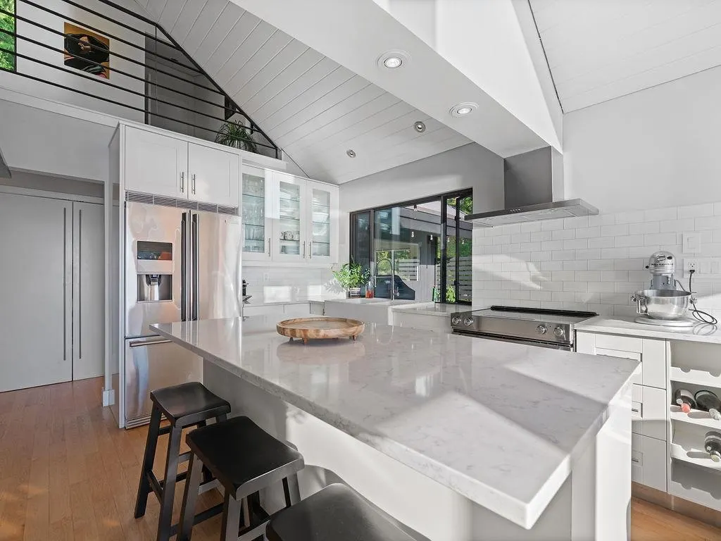 485 Timbertop Drive