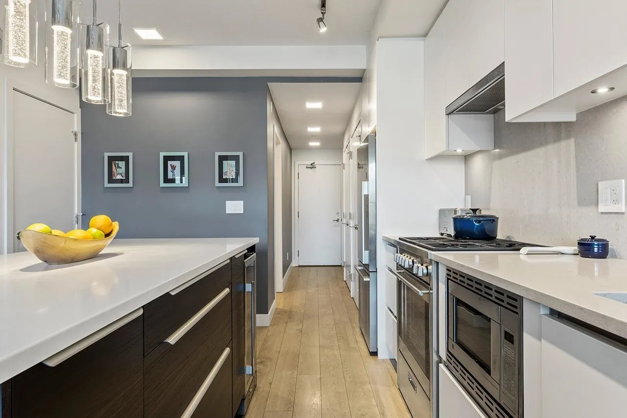 311 2141 E Hastings Street