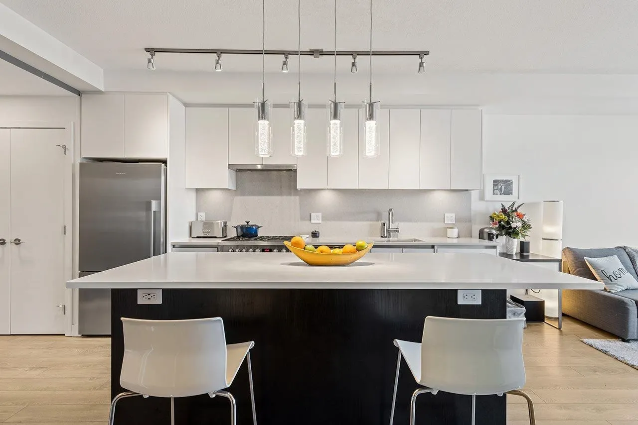 311 2141 E Hastings Street