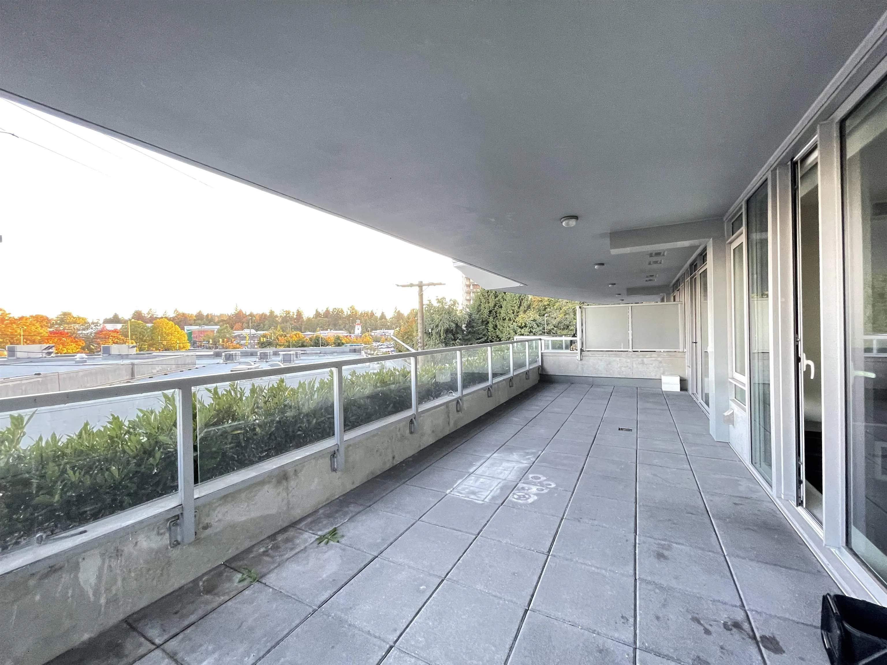 100 888 Arthur Erickson Place