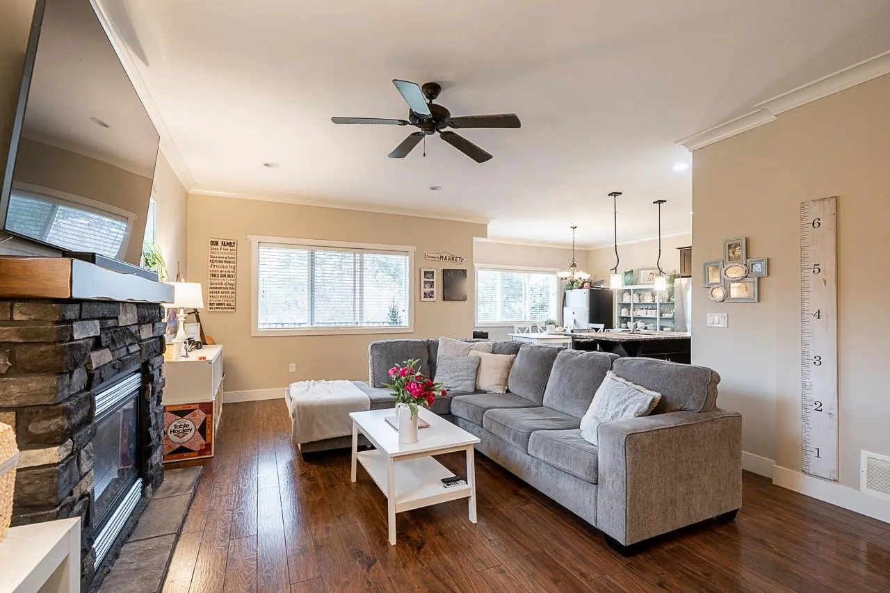 2 45466 Wells Road