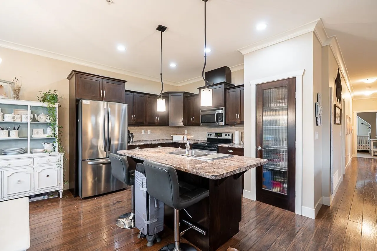 2 45466 Wells Road