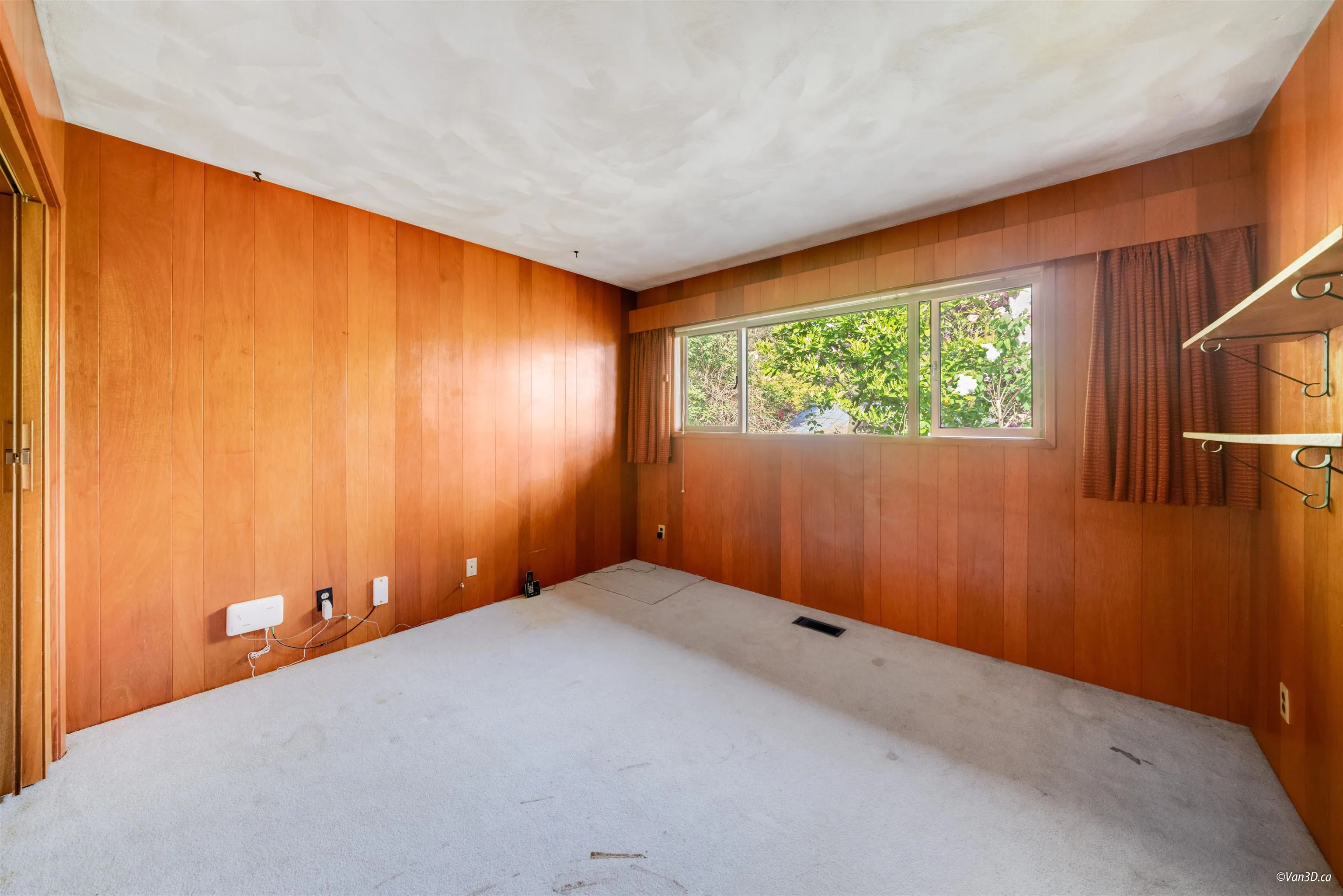 1752 Ottawa Place