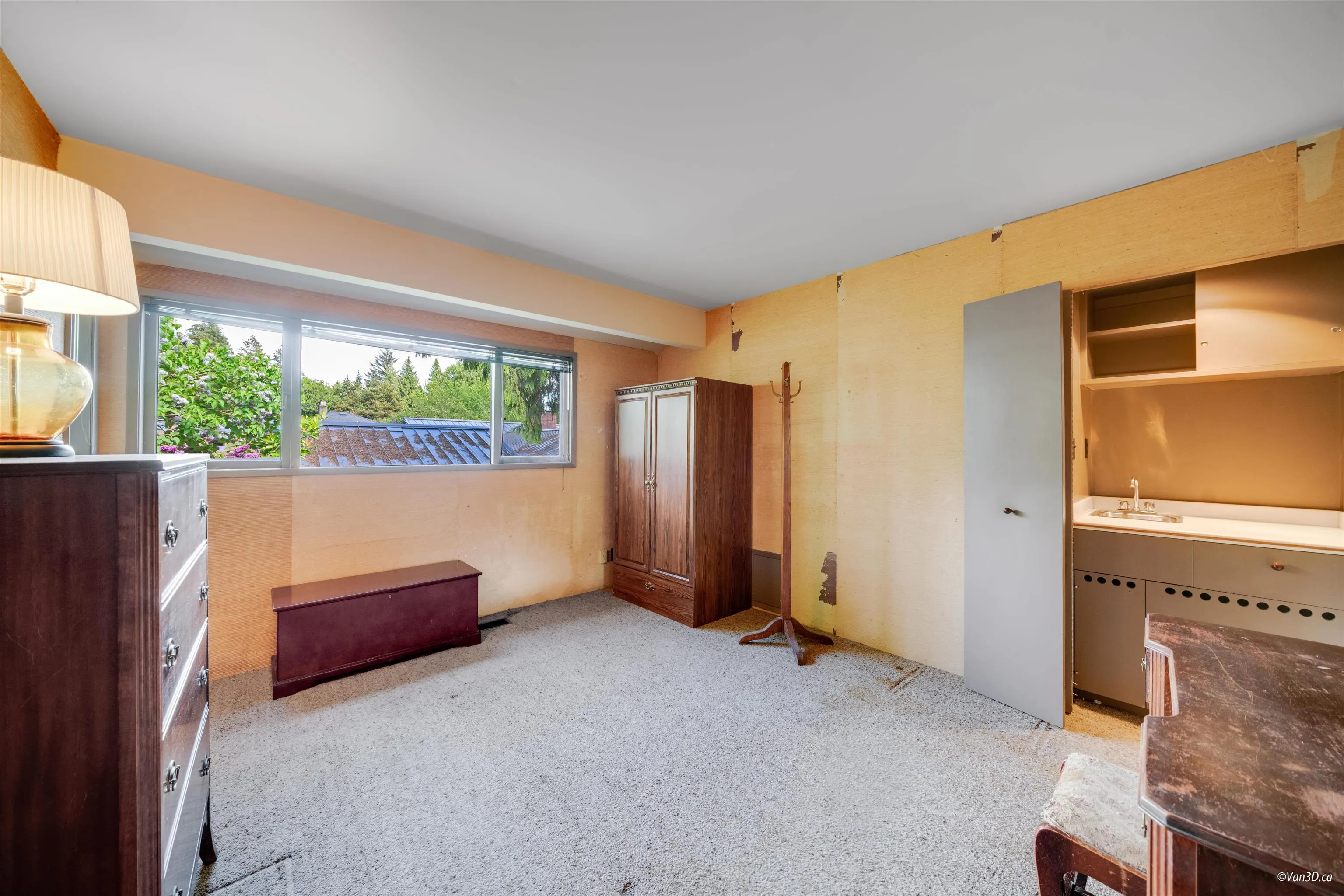 1752 Ottawa Place