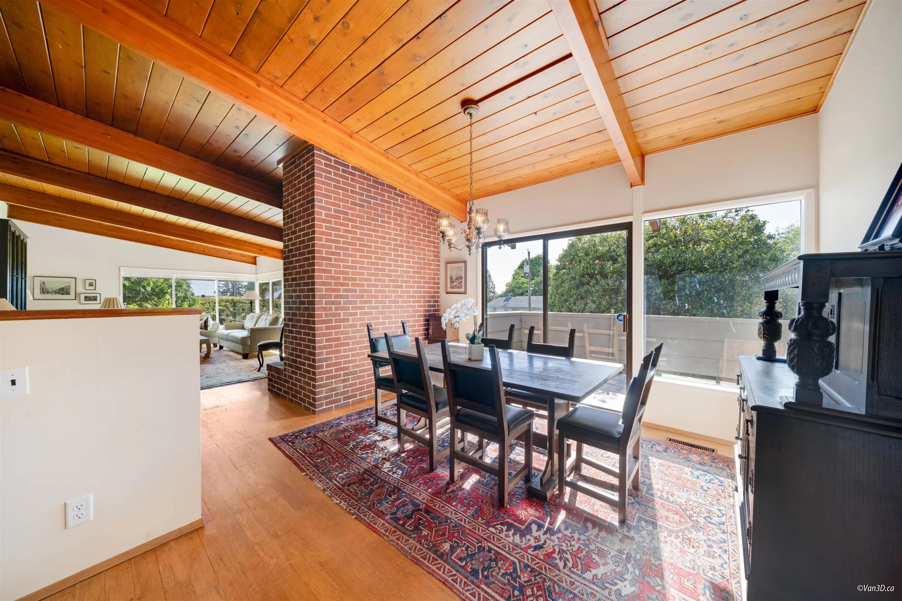 1752 Ottawa Place