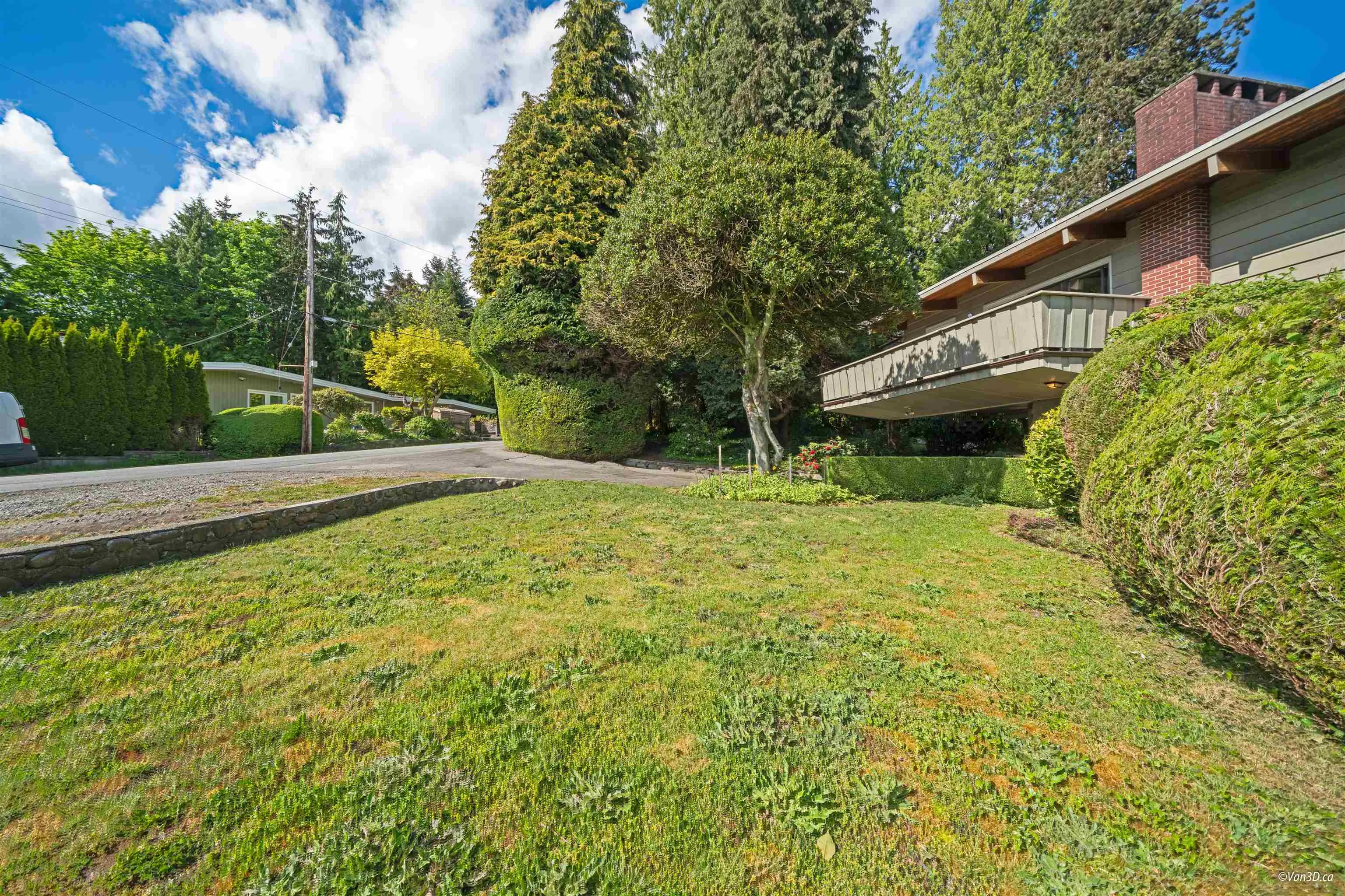 1752 Ottawa Place