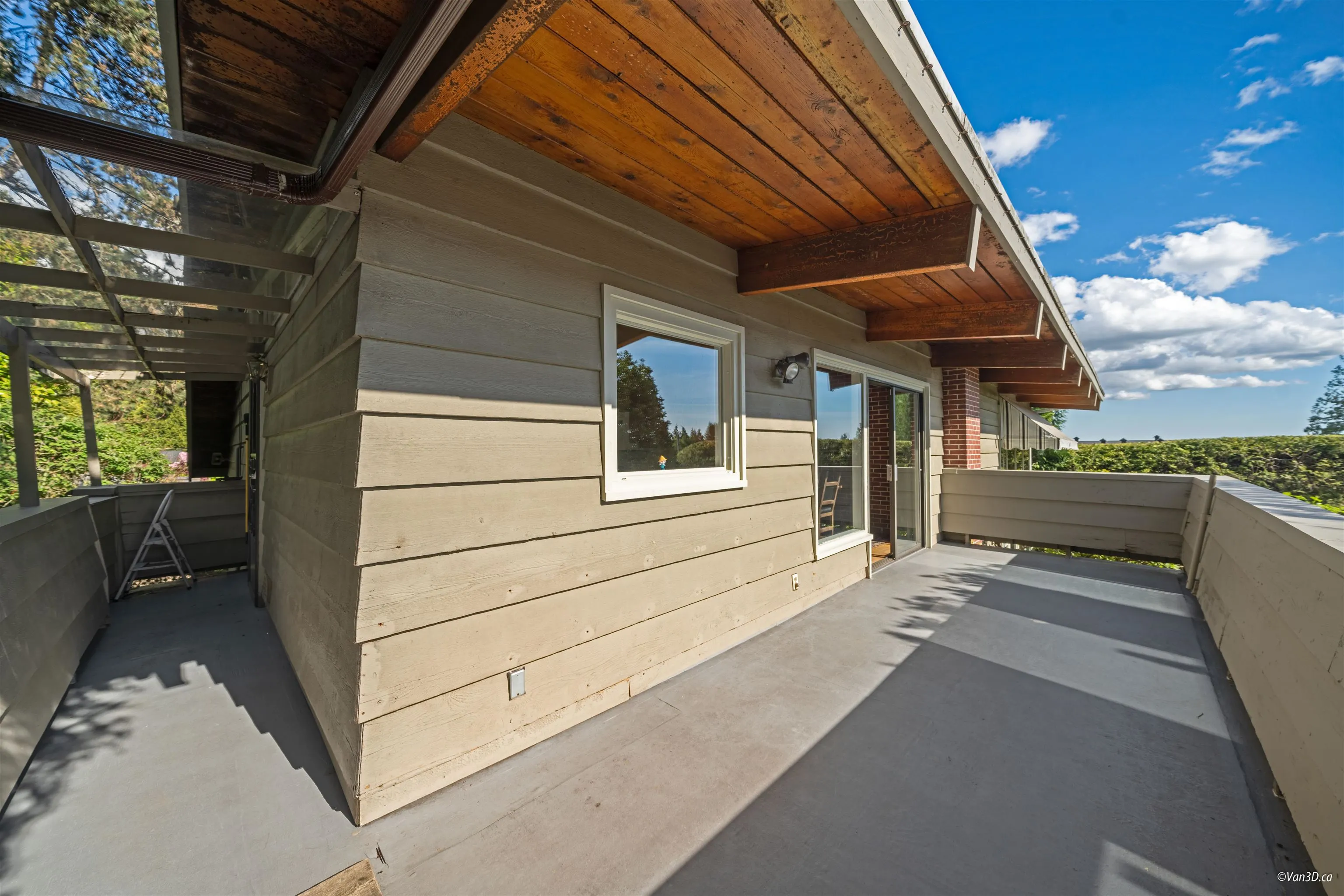 1752 Ottawa Place