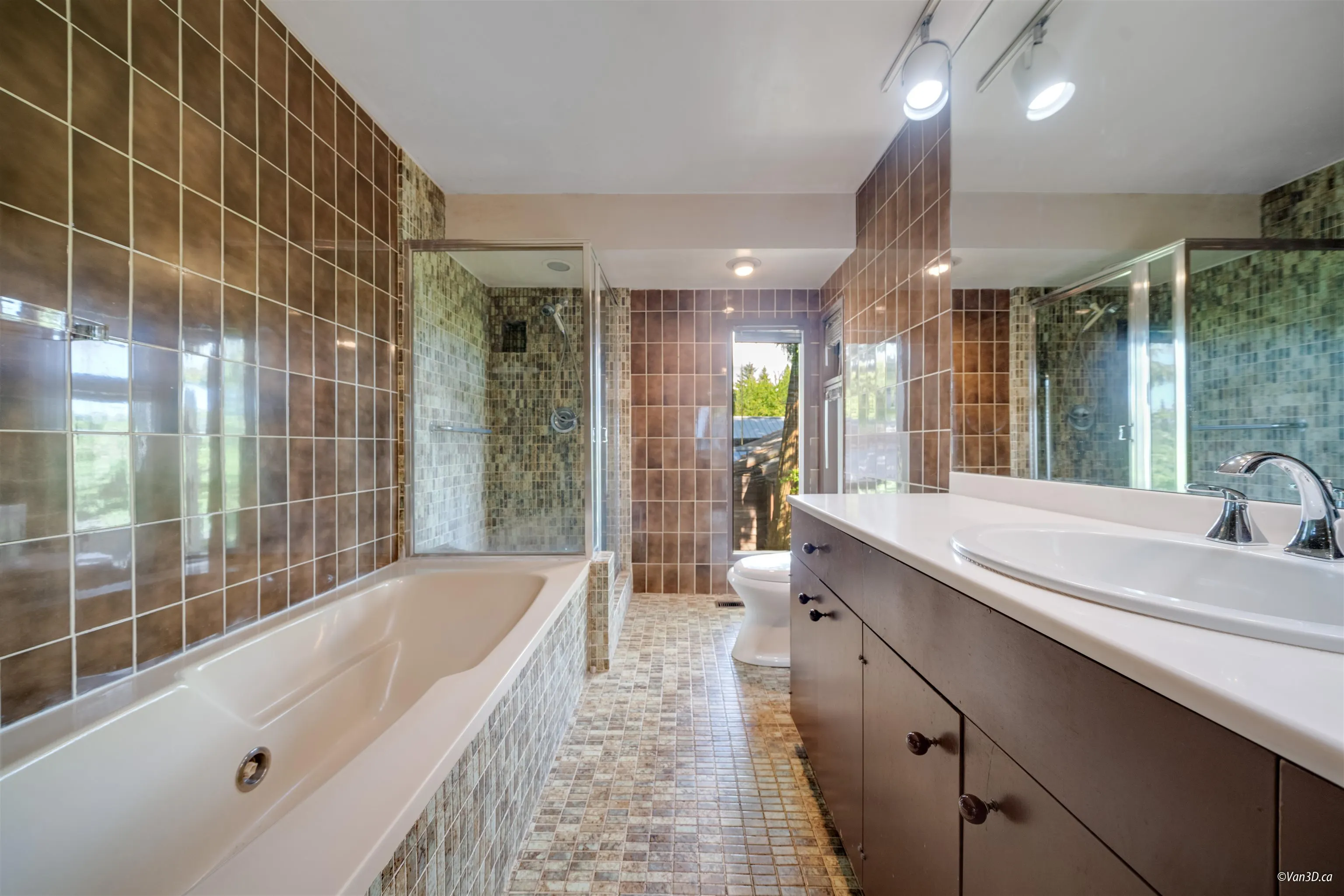 1752 Ottawa Place