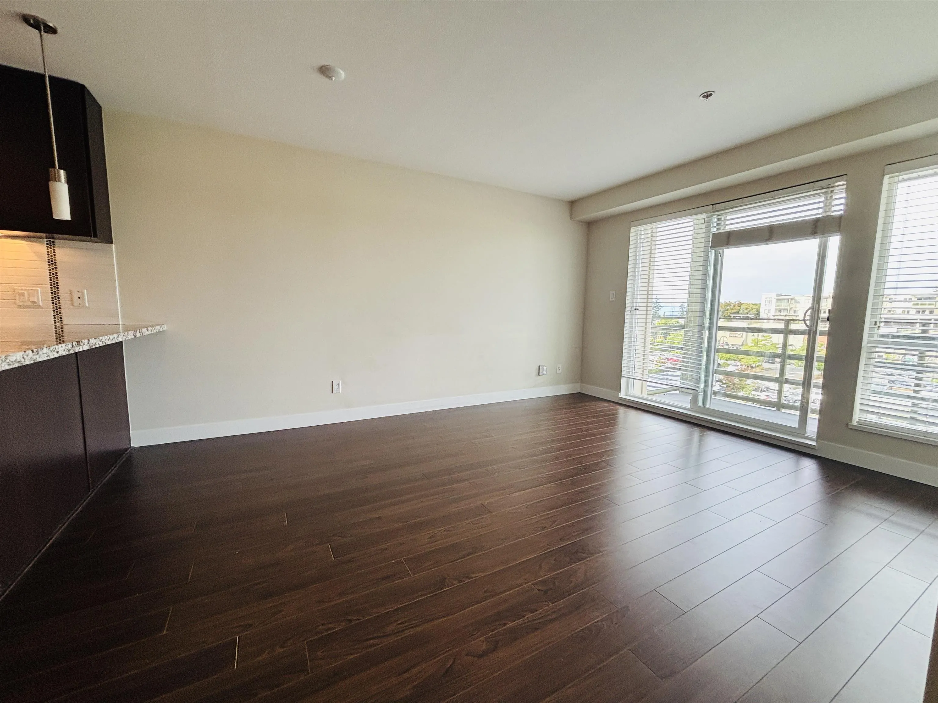 309 15775 Croydon Drive