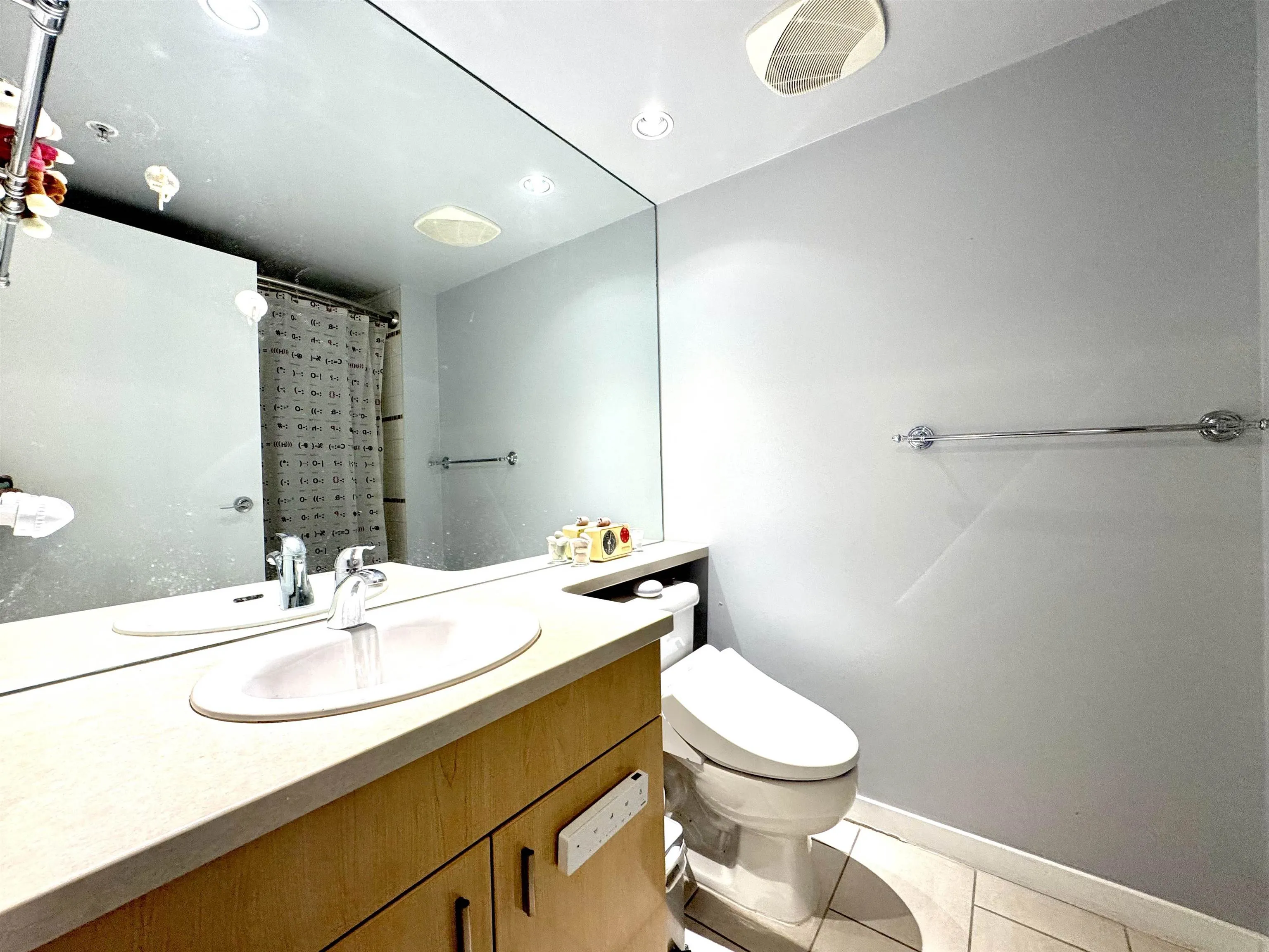 3202 1033 Marinaside Crescent
