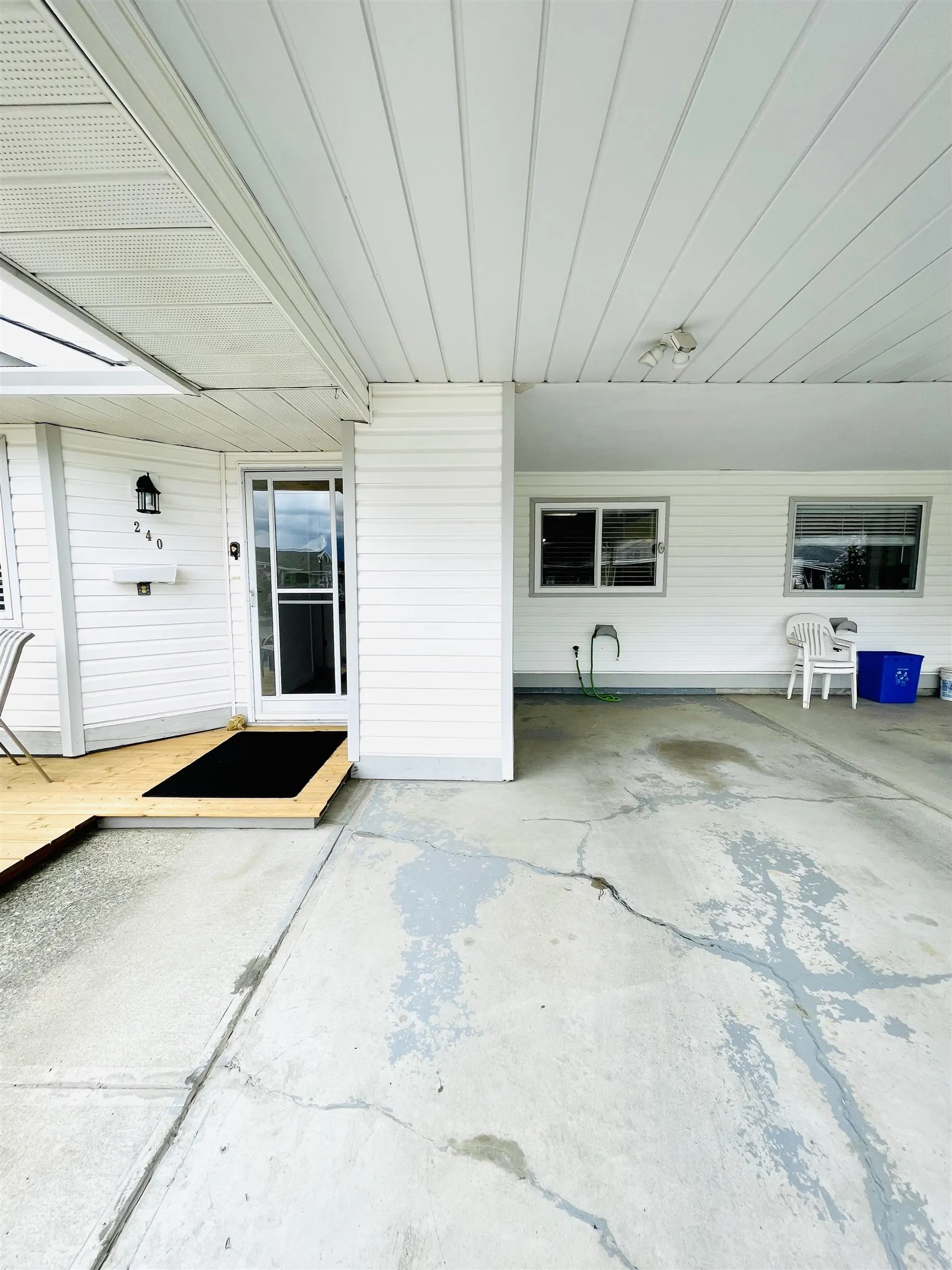 240 7610 Evans Road
