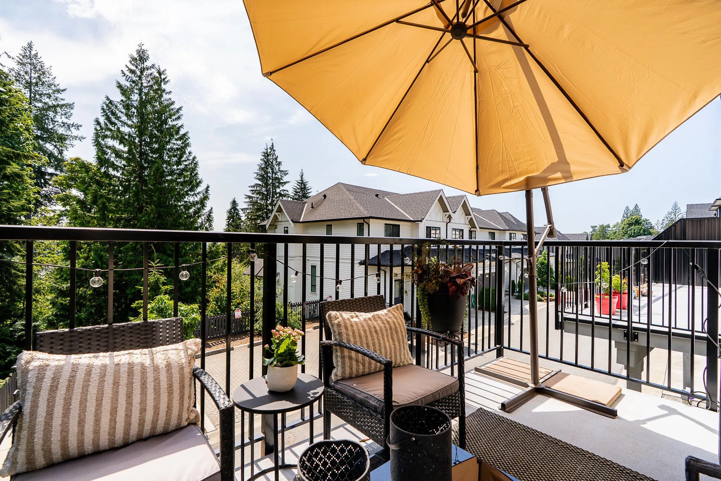 91 3500 Burke Village Promenade