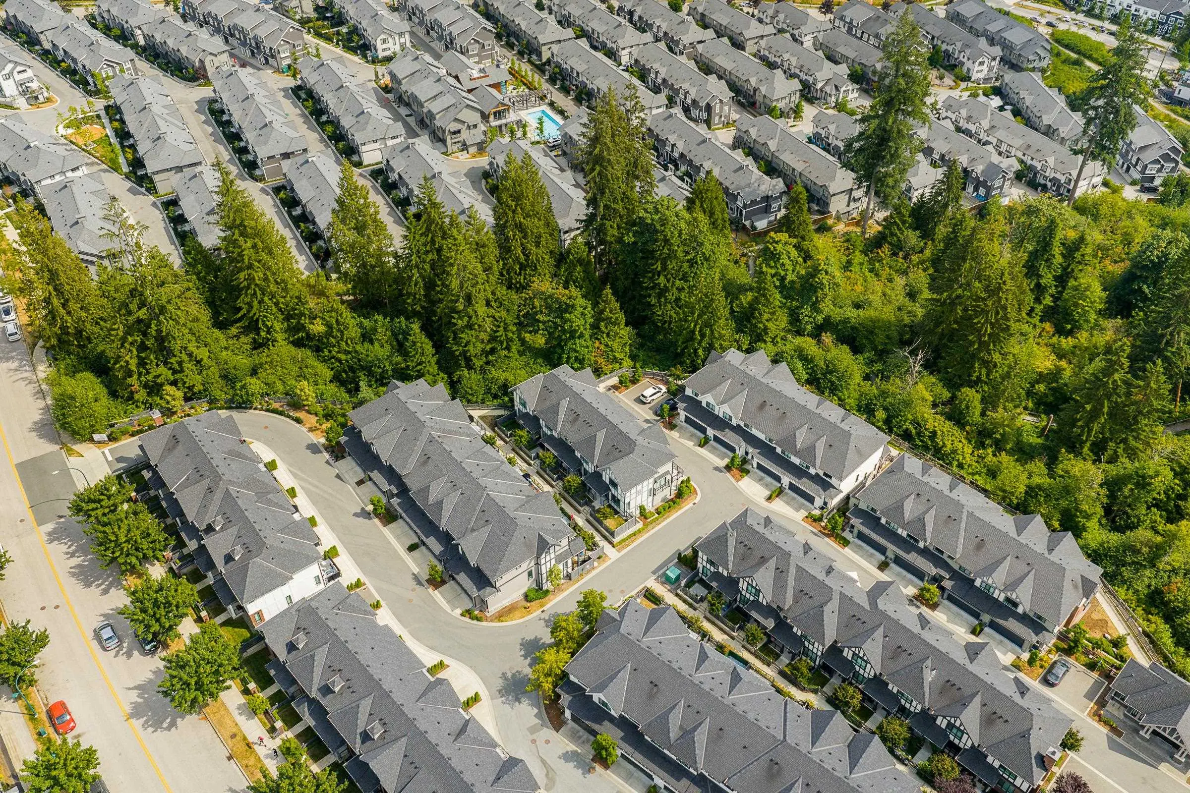91 3500 Burke Village Promenade