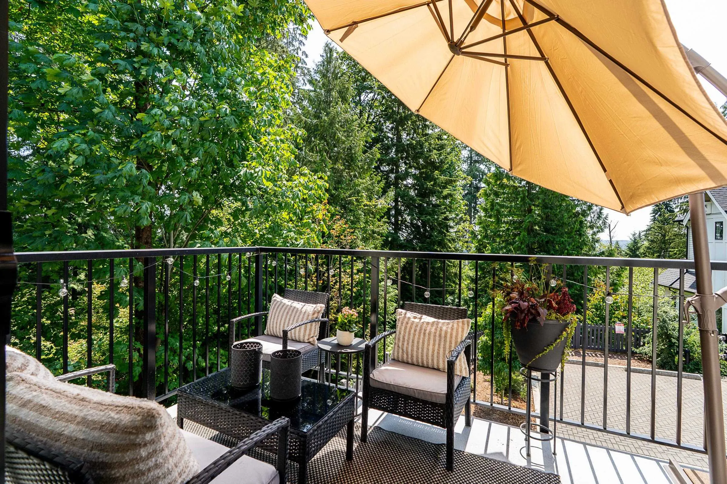 91 3500 Burke Village Promenade