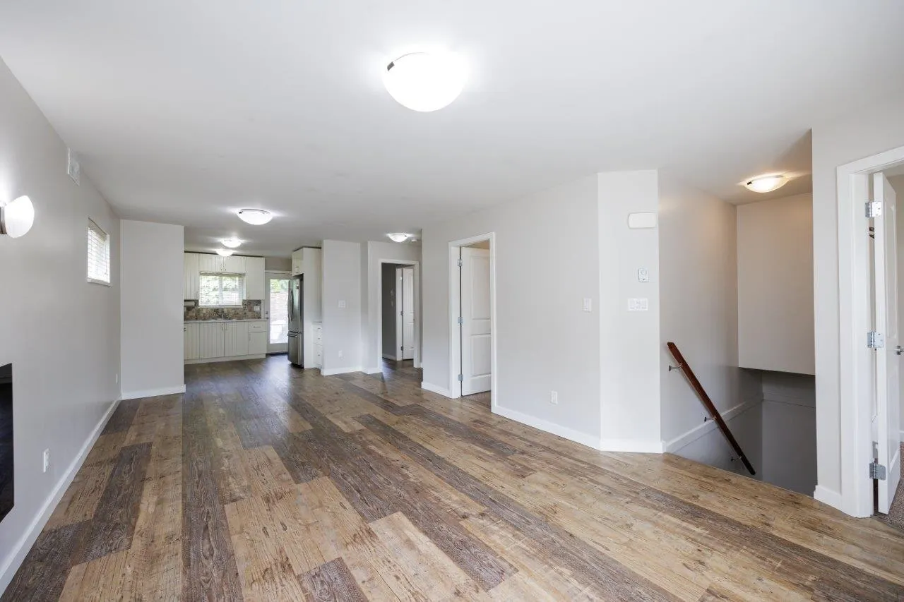 347 Seymour River Place