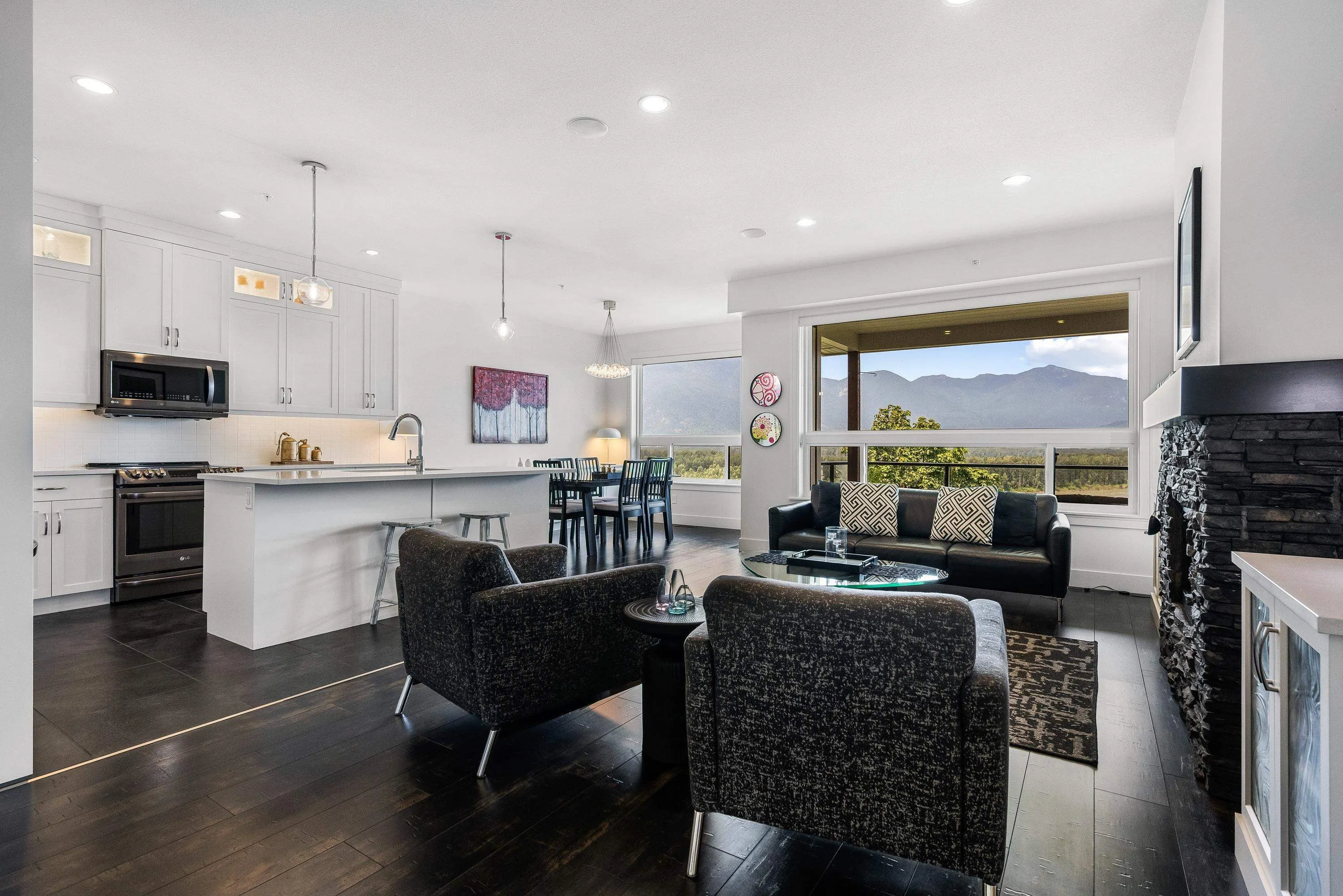 60 43685 Chilliwack Mountain Road